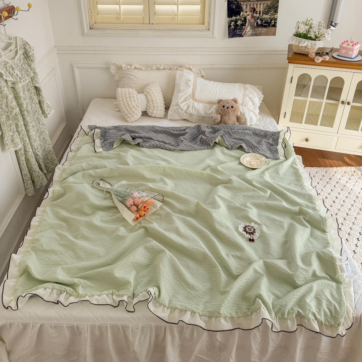 91家纺网 家纺一手货源 找家纺 潮邦创意家居 2026新款韩版花边奶芙豆豆夏被夏凉被空调被盖毯-纱雾时光系列 青提奶绿