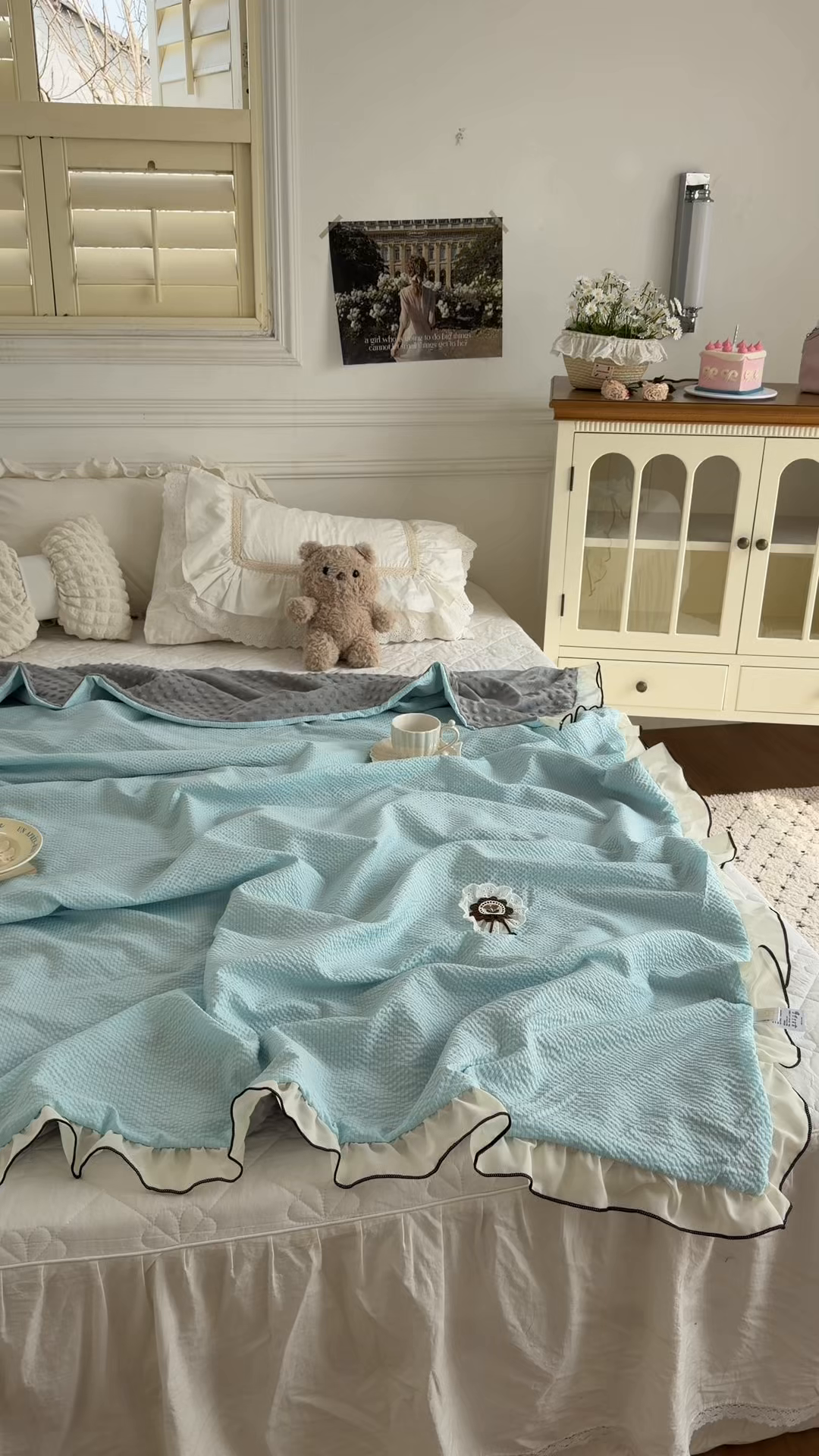 91家纺网 家纺一手货源 找家纺 潮邦创意家居 2026新款韩版花边奶芙豆豆夏被夏凉被空调被盖毯-纱雾时光系列 冰蓝气泡