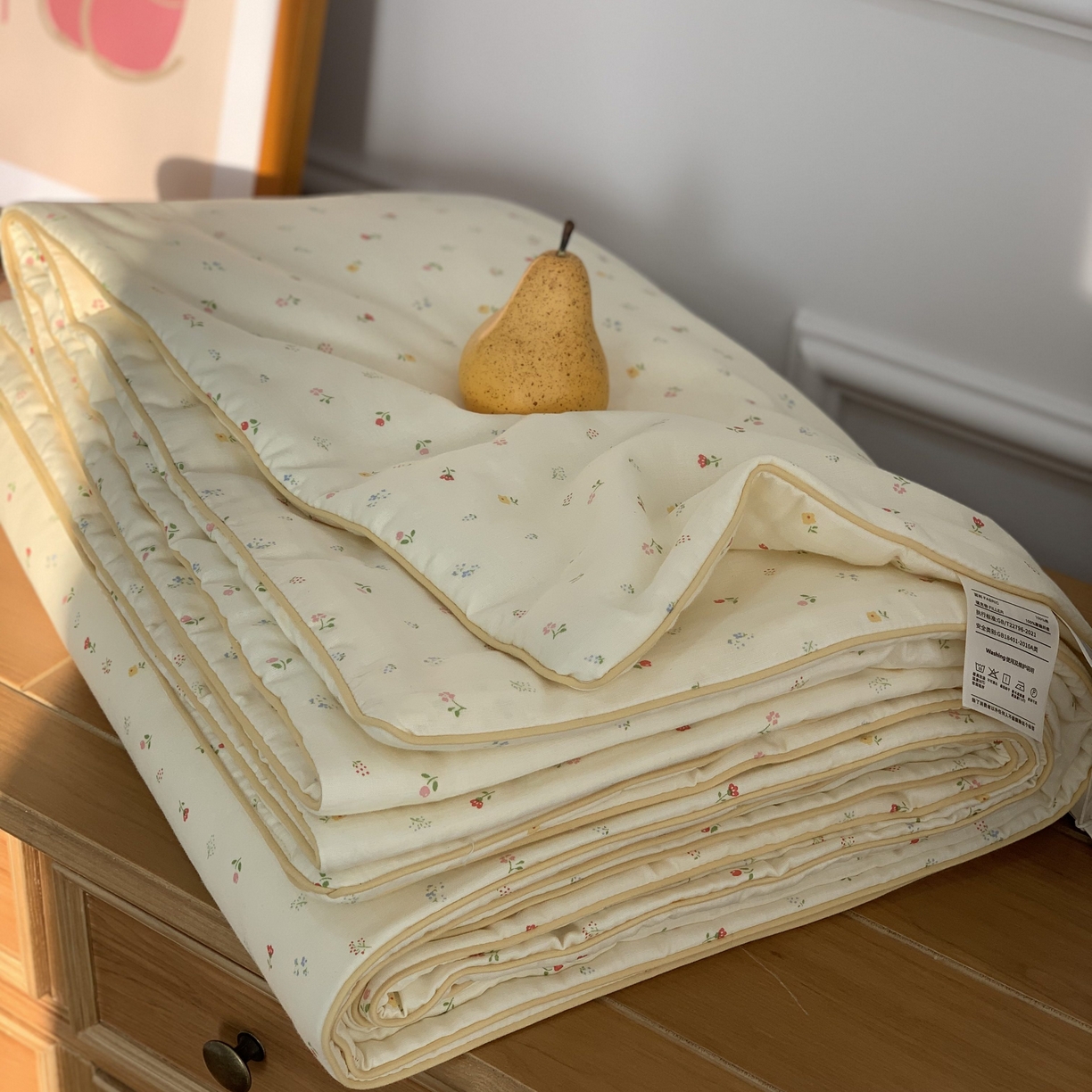 91家纺网 家纺一手货源 找家纺 源启生活 2026新款嵌绳夏被空调被 尤里