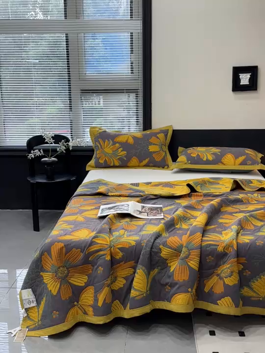 91家纺网 家纺一手货源 找家纺 七七家纺 2026新款新疆长绒棉盖毯 花间蝶语