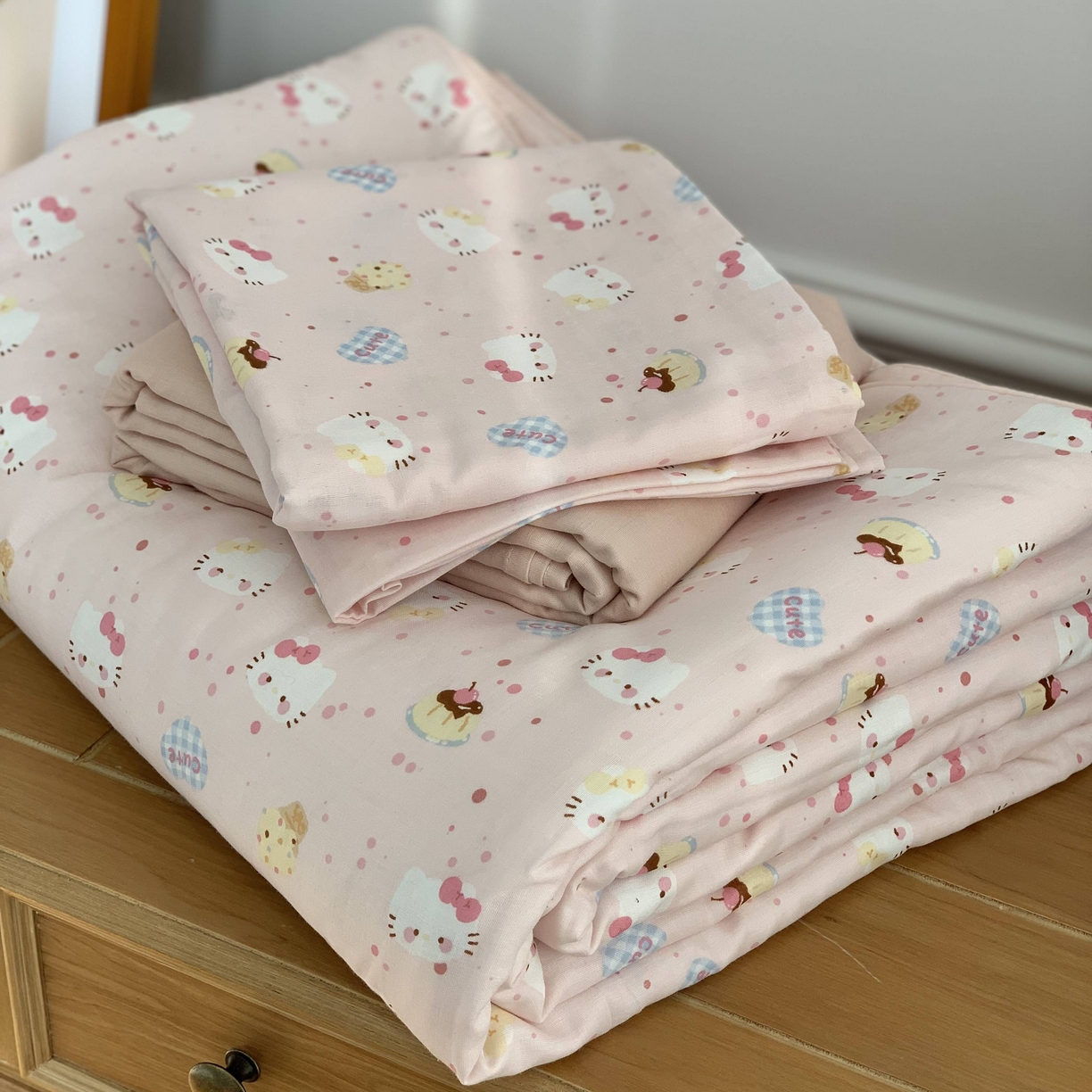 91家纺网 家纺一手货源 找家纺 源启生活 2026新款夏被四件套 粉粉猫