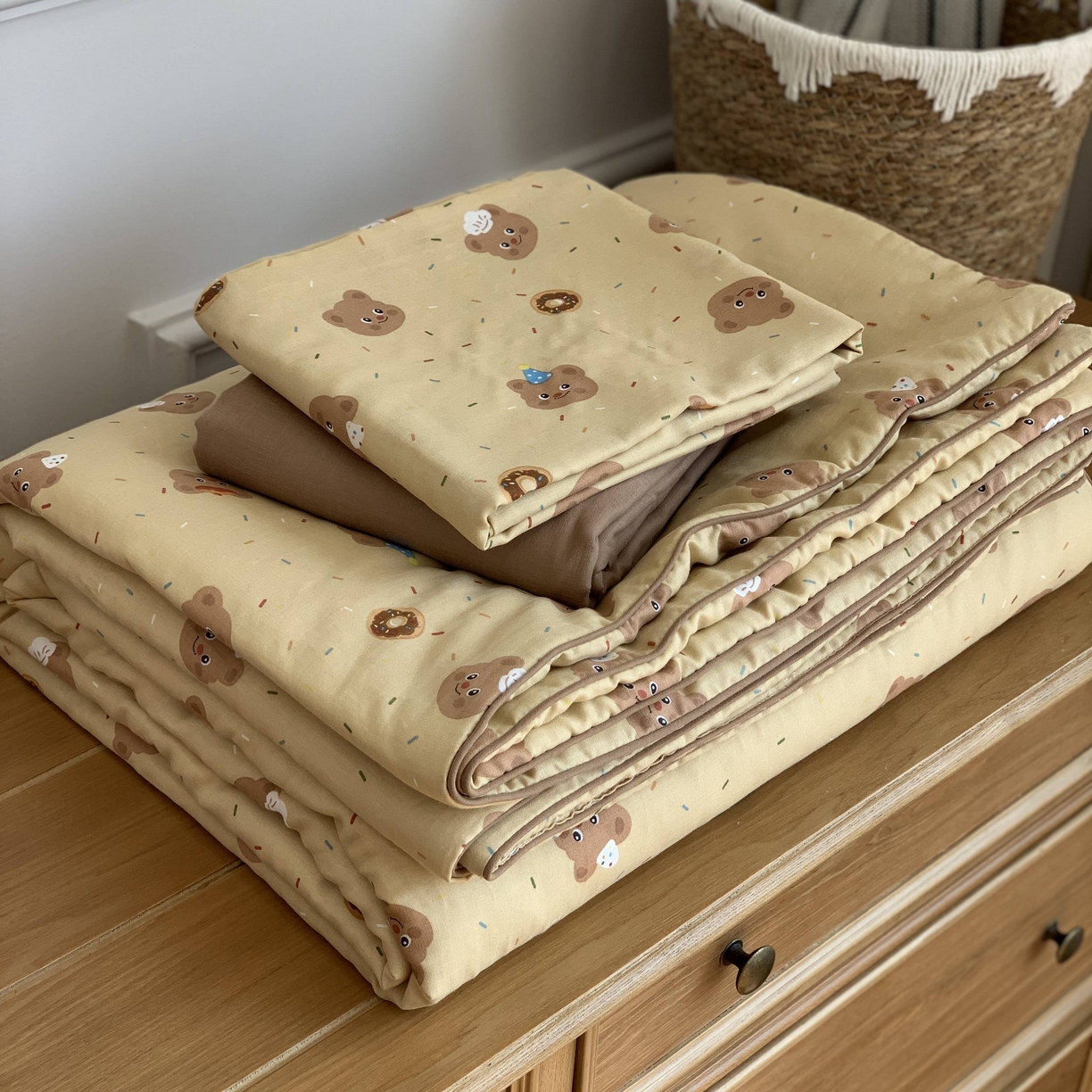 91家纺网 家纺一手货源 找家纺 源启生活 2026新款夏被四件套 曲奇小熊