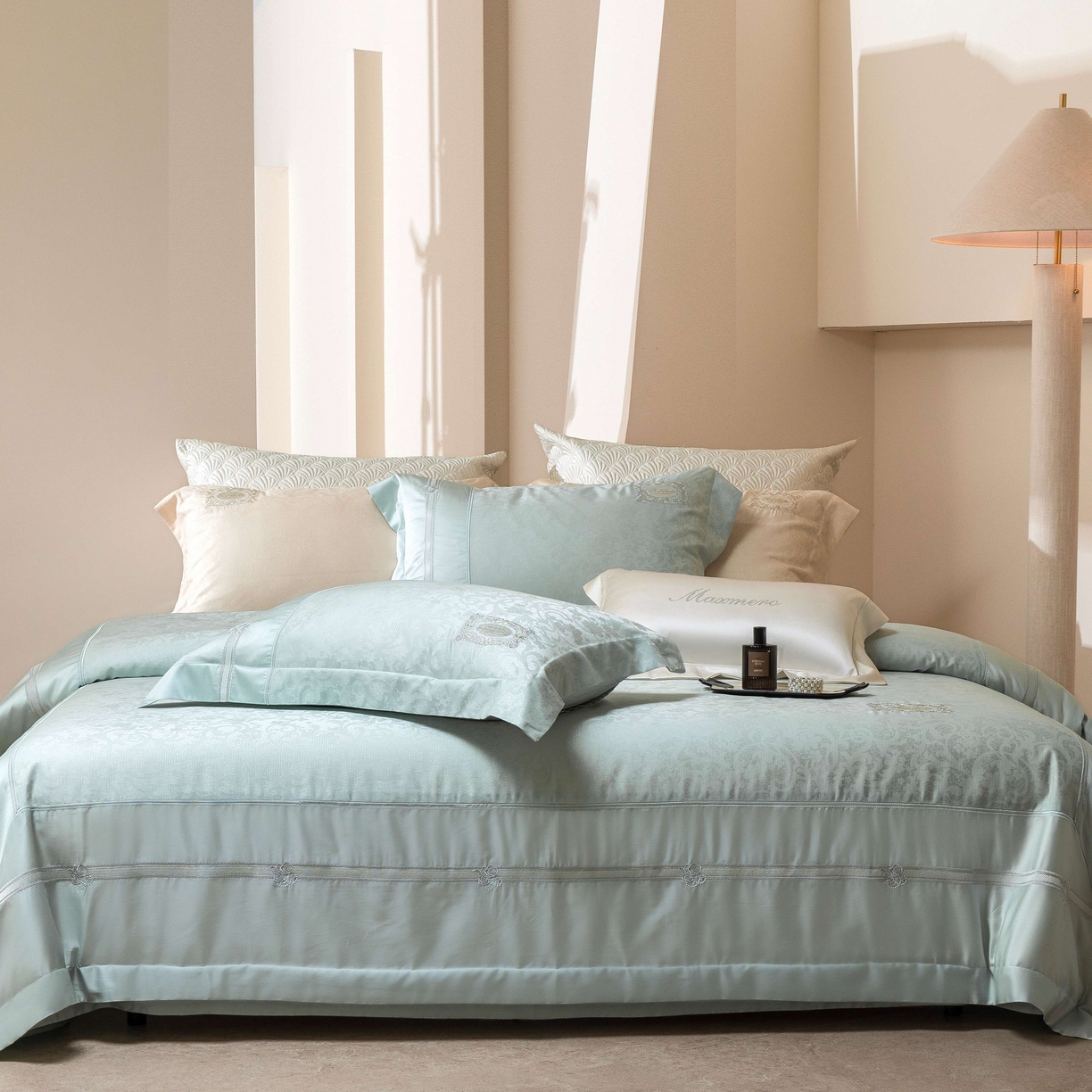 91家纺网 家纺一手货源 找家纺 （总）馨蕊家居 2026春夏新款天丝棉提花刺绣四件套-丽笙