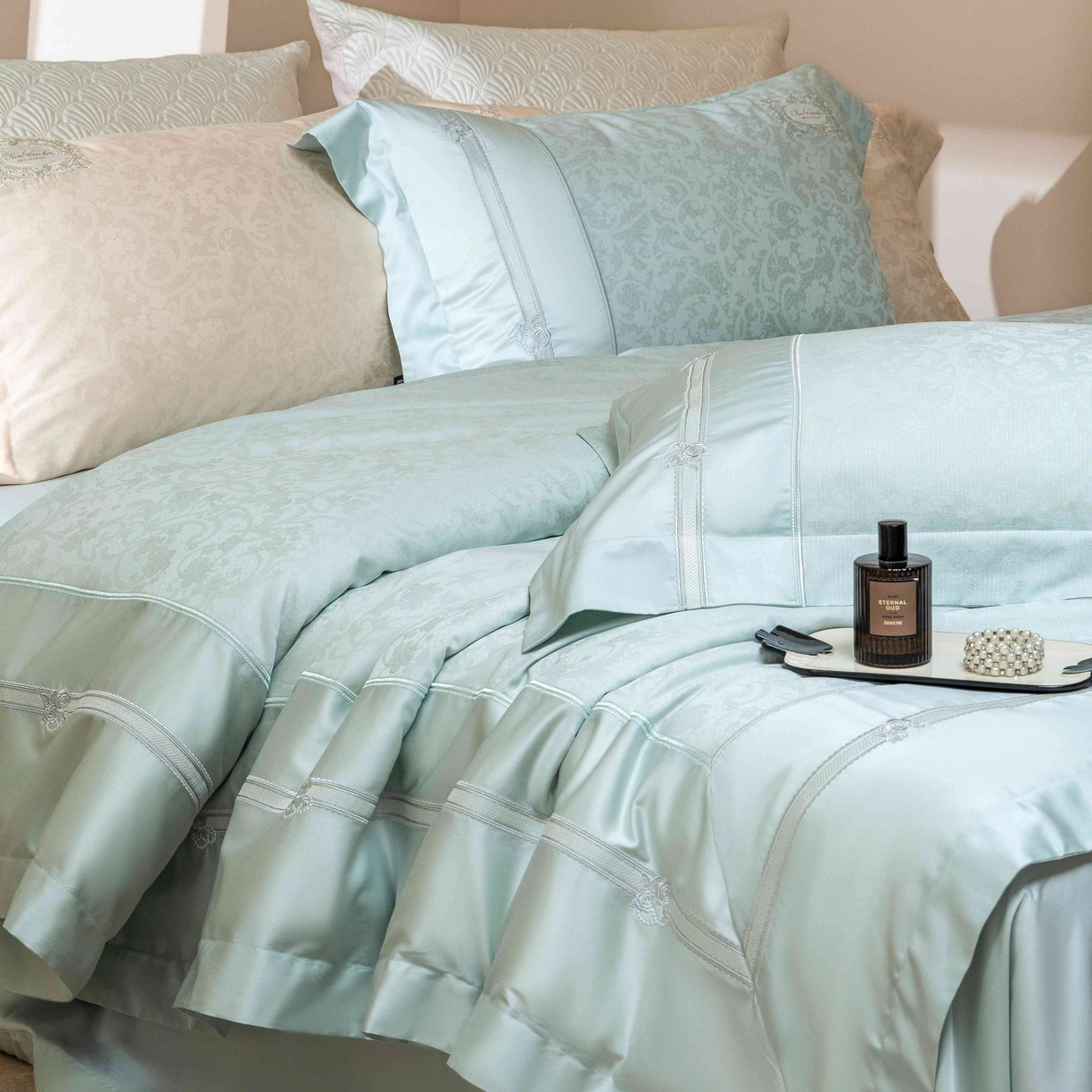 91家纺网 家纺一手货源 找家纺 馨蕊家居 2026春夏新款天丝棉提花刺绣四件套-丽笙 棉丽笙-北卡蓝