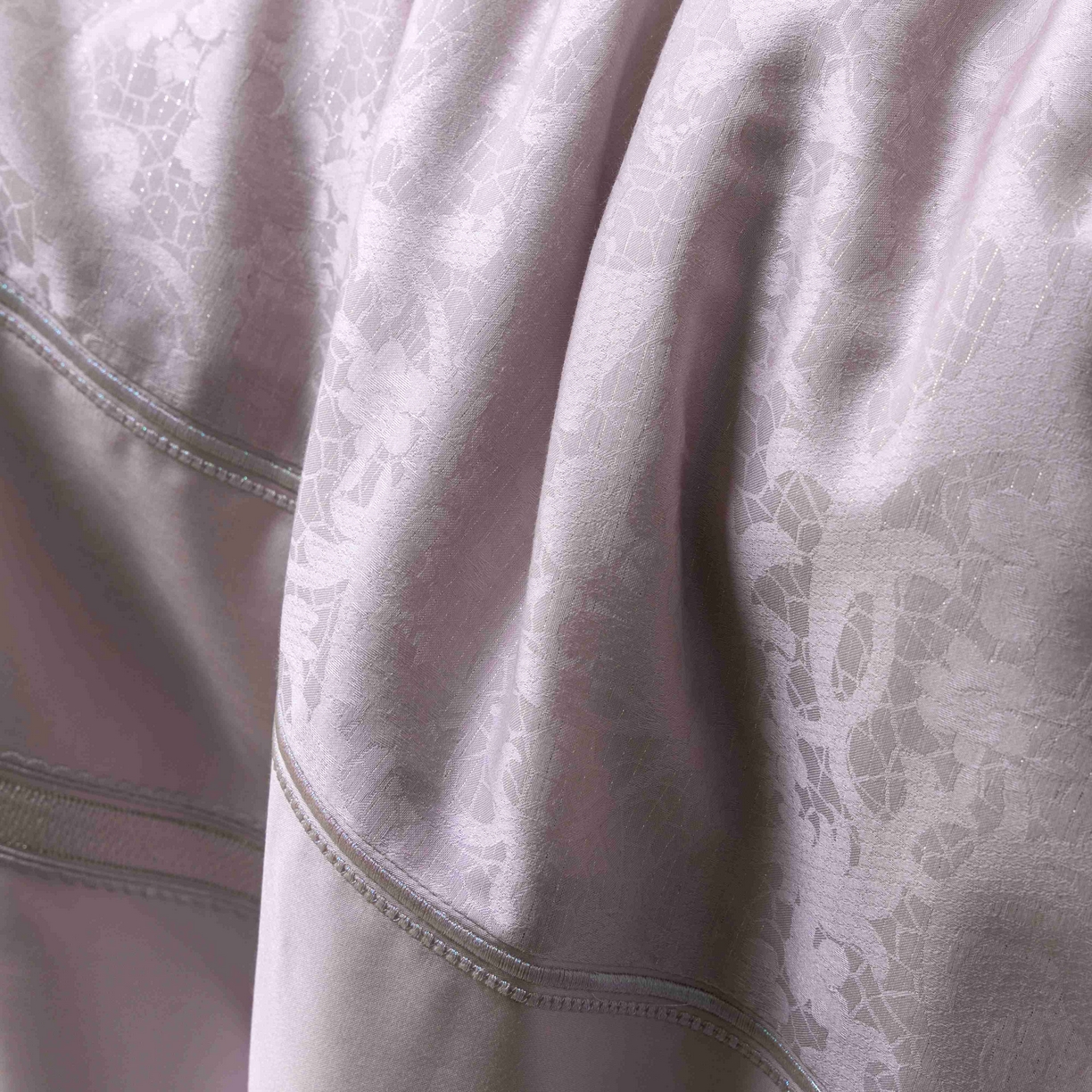 91家纺网 家纺一手货源 找家纺 馨蕊家居 2026春夏新款天丝棉提花刺绣四件套-丽笙 棉丽笙-婉若紫