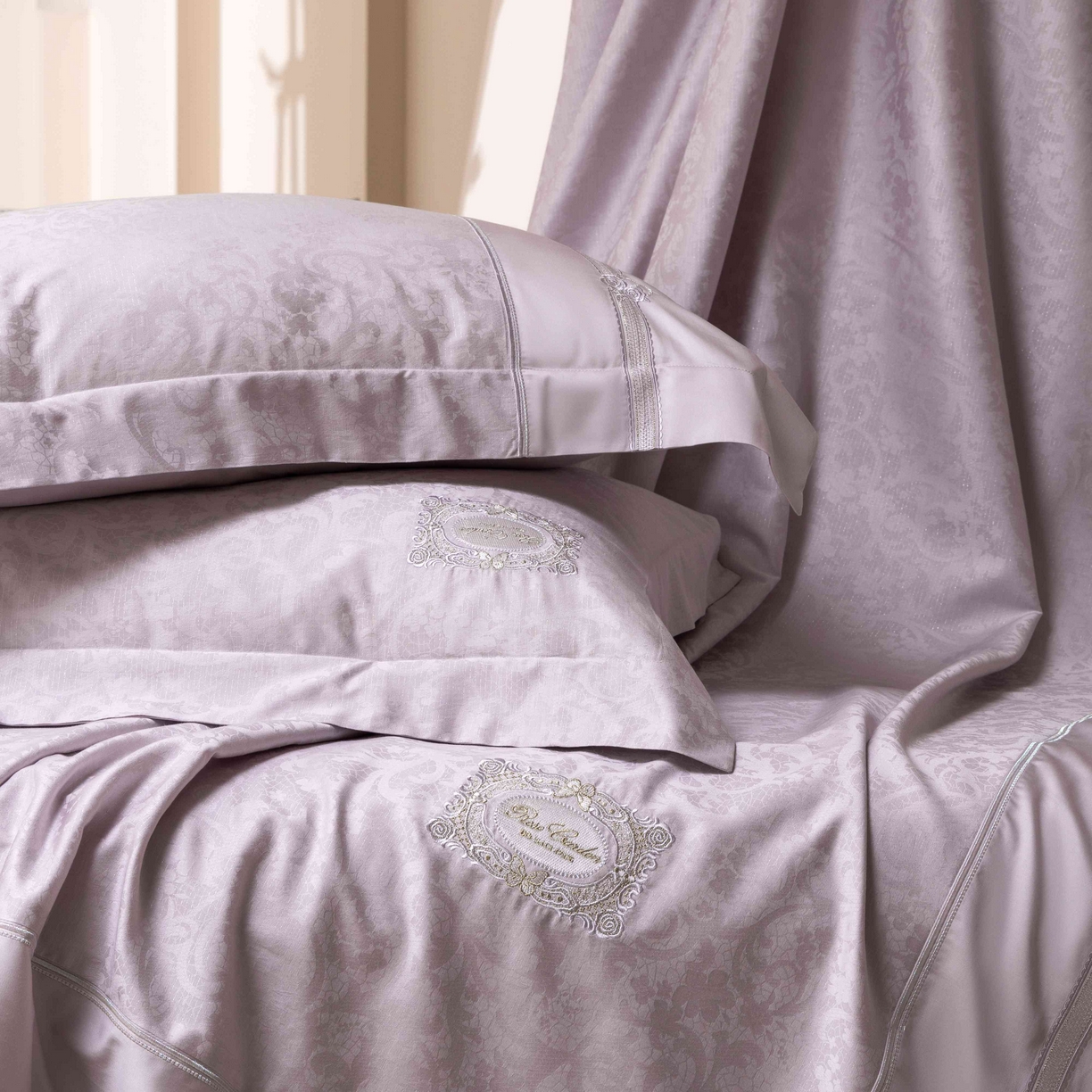 91家纺网 家纺一手货源 找家纺 馨蕊家居 2026春夏新款天丝棉提花刺绣四件套-丽笙 棉丽笙-婉若紫