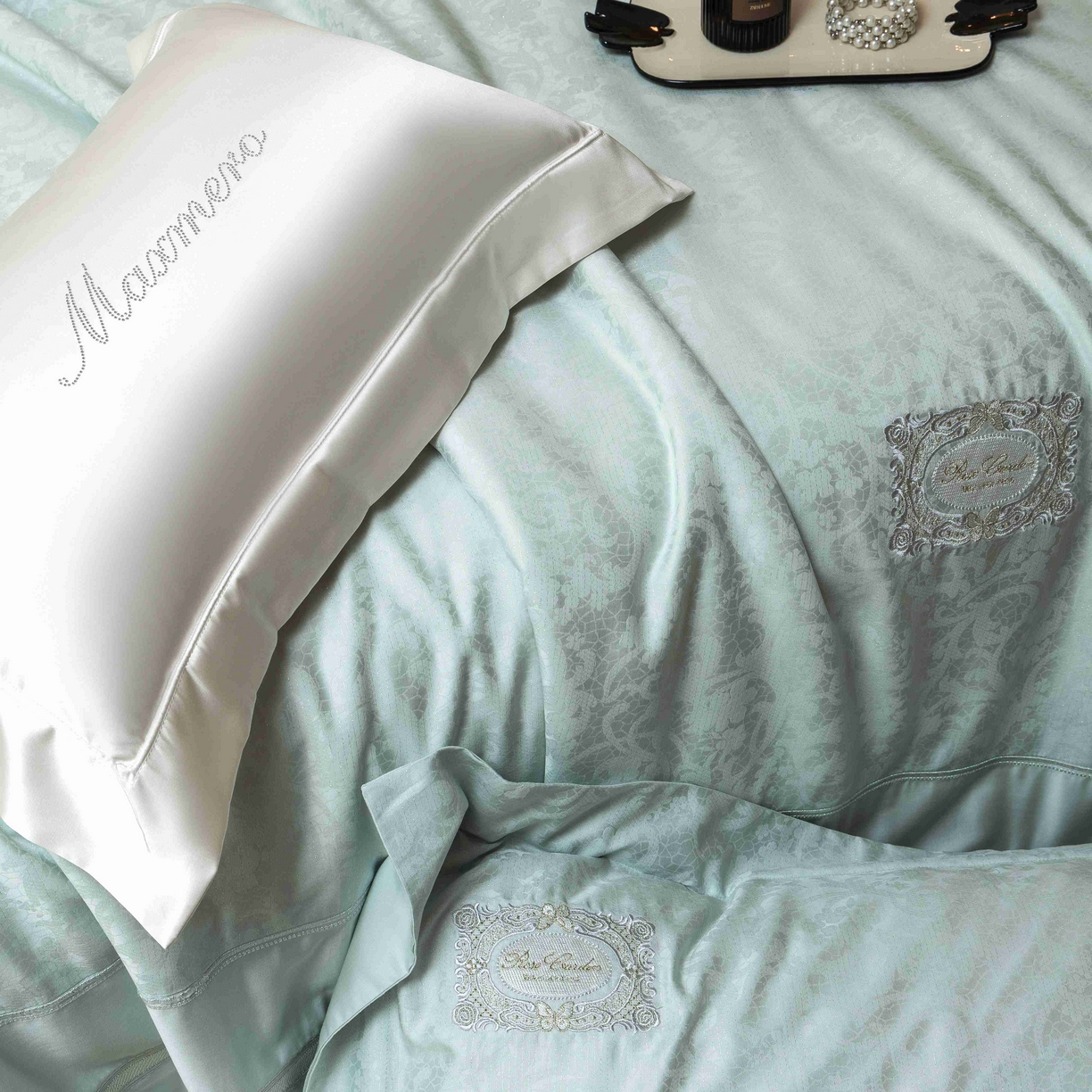 91家纺网 家纺一手货源 找家纺 馨蕊家居 2026春夏新款天丝棉提花刺绣四件套-丽笙 棉丽笙-北卡蓝