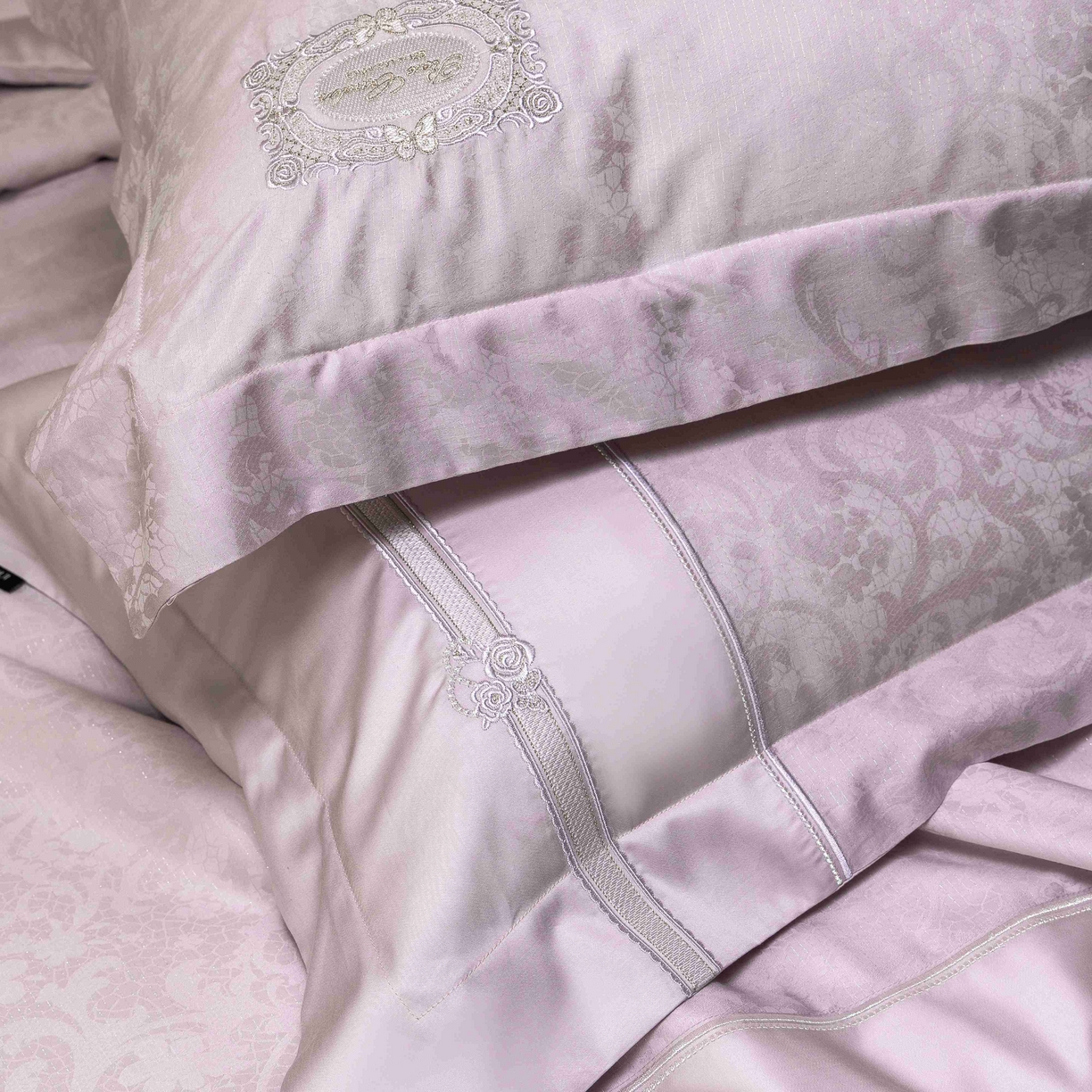 91家纺网 家纺一手货源 找家纺 馨蕊家居 2026春夏新款天丝棉提花刺绣四件套-丽笙 棉丽笙-婉若紫