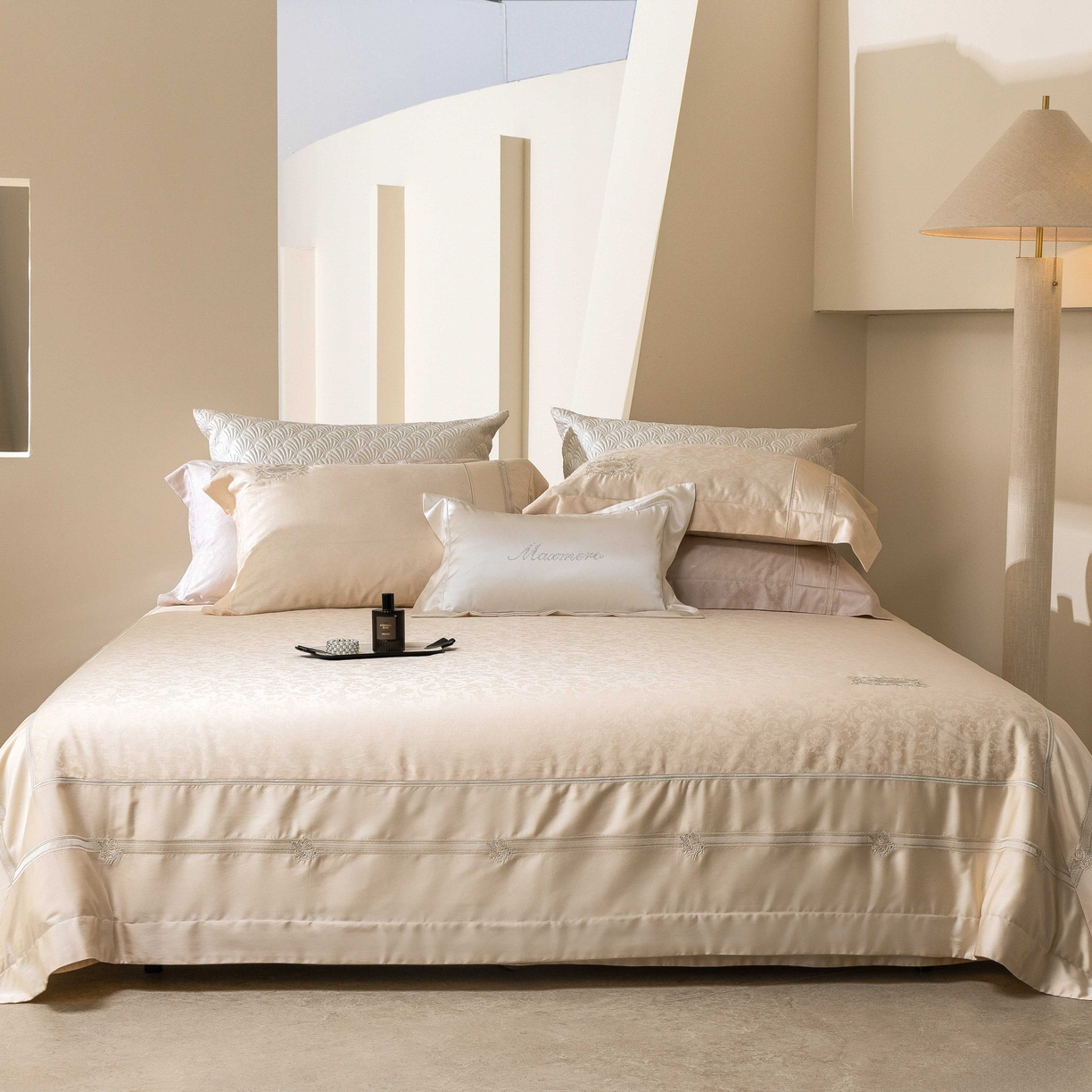 91家纺网 家纺一手货源 找家纺 馨蕊家居 2026春夏新款天丝棉提花刺绣四件套-丽笙 棉丽笙-奶咖