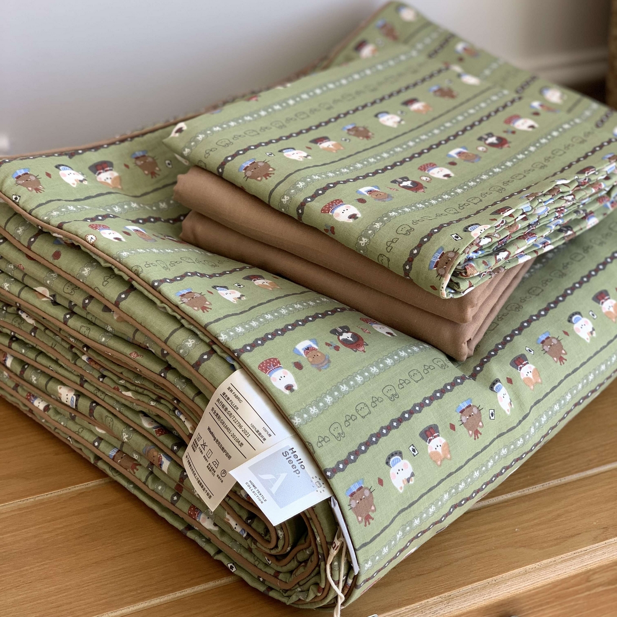 91家纺网 家纺一手货源 找家纺 源启生活 2026新款夏被四件套 小猫哈尼