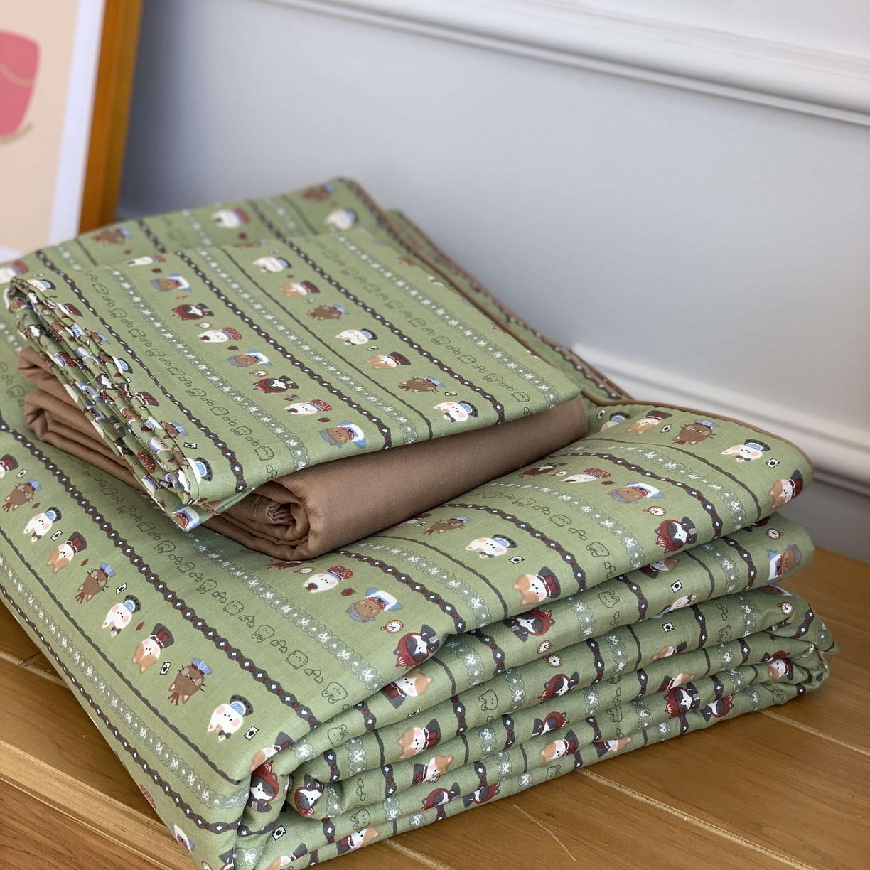 91家纺网 家纺一手货源 找家纺 源启生活 2026新款夏被四件套 小猫哈尼