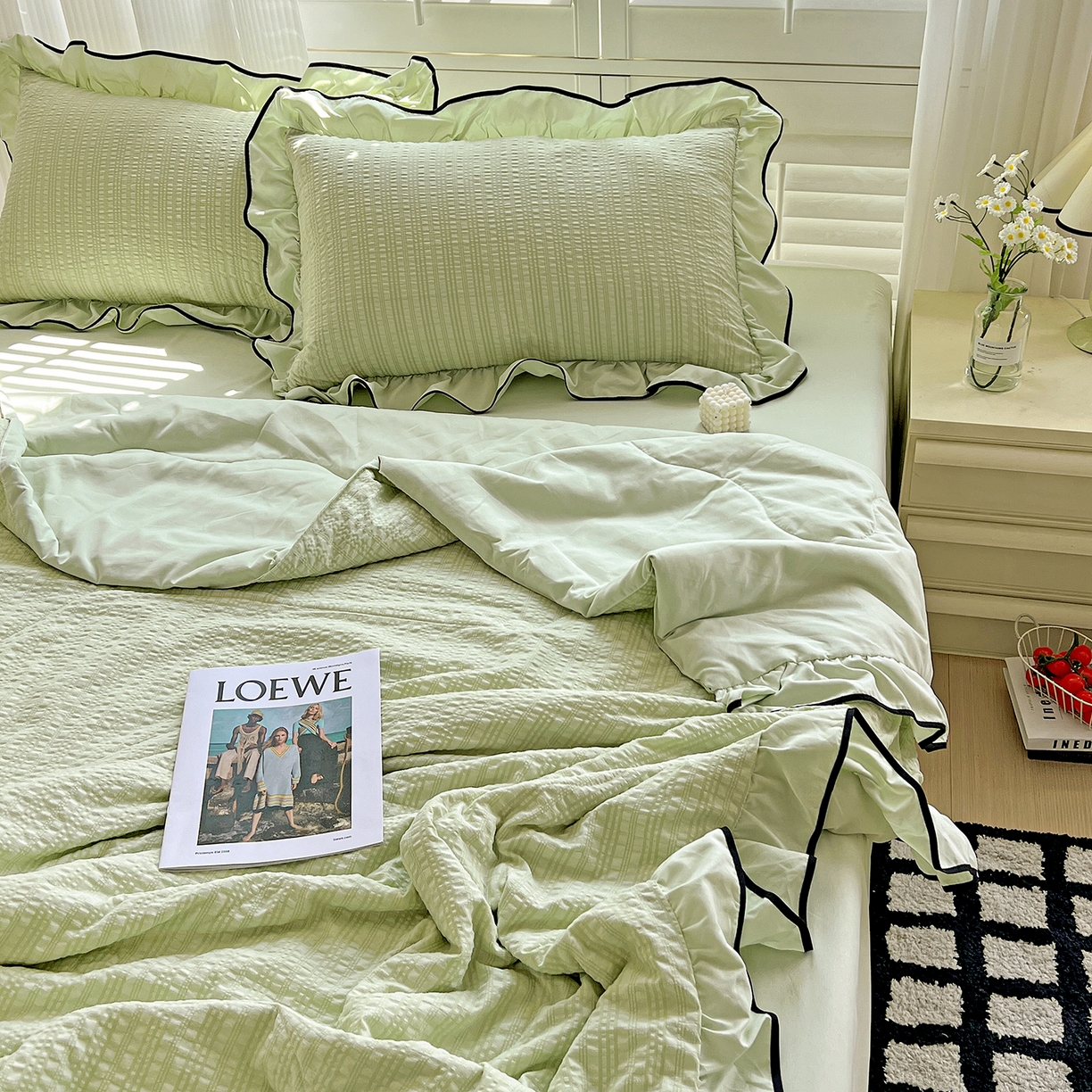 91家纺网 家纺一手货源 找家纺 一比一家纺 2026新款纯色花边款夏被四件套 芥末绿