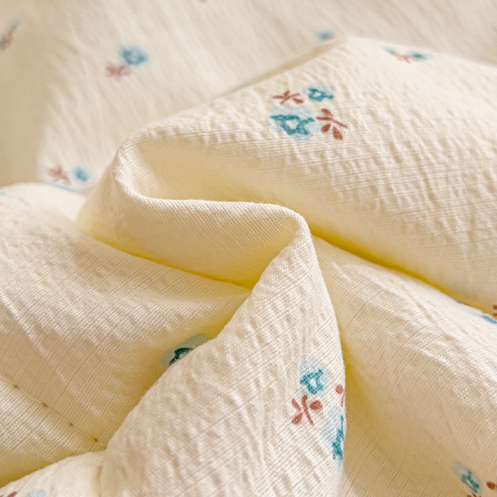 91家纺网 家纺一手货源 找家纺 几禾 2026新款云感双层纱7A抗菌夏被四件套系列-栀夏系列 栀夏-浪漫兔兔