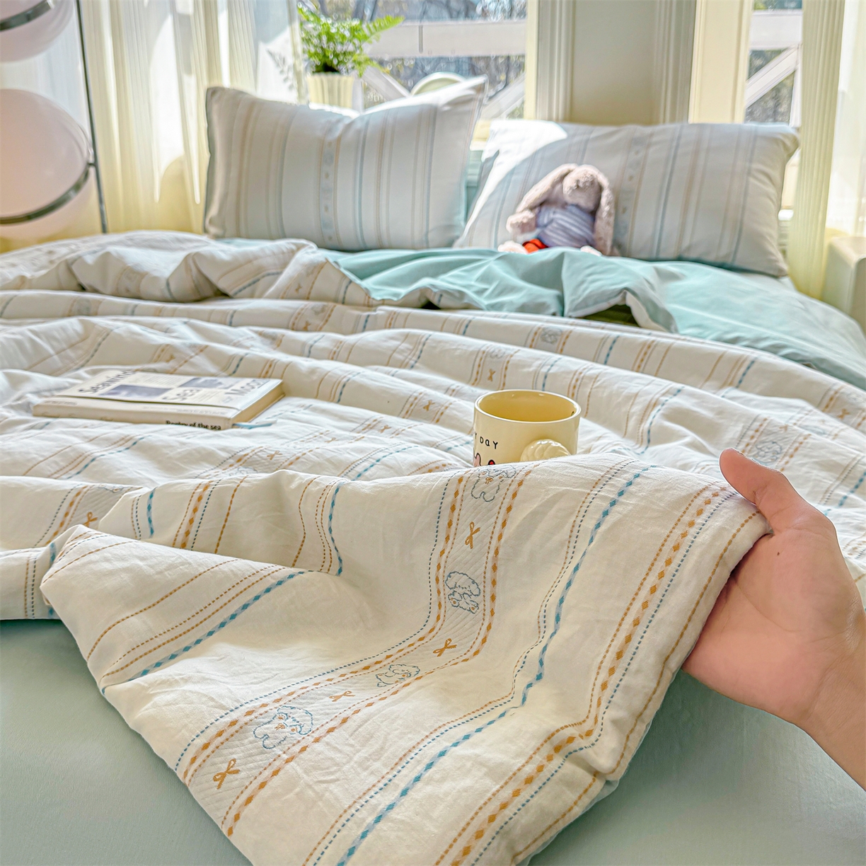 91家纺网 家纺一手货源 找家纺 灰鲸 2026新款全棉色织提花夏被夏凉被空调被 线条小狗-蓝