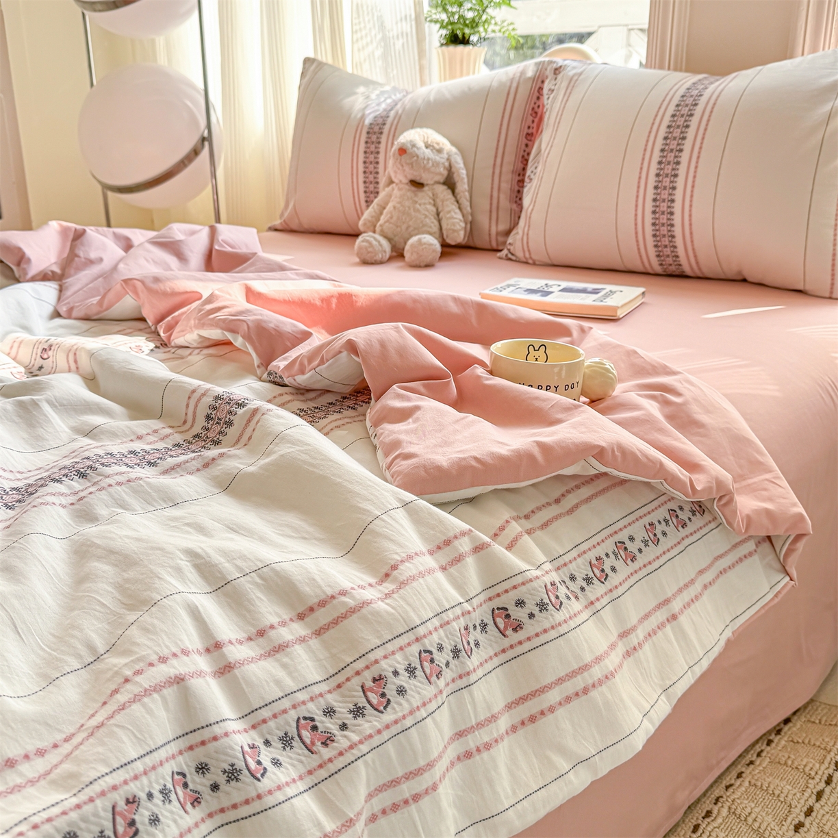 91家纺网 家纺一手货源 找家纺 灰鲸 2026新款全棉色织提花夏被夏凉被空调被 费尔岛小马-粉