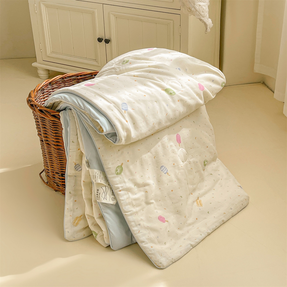 91家纺网 家纺一手货源 找家纺 小禹仔家纺 2026新款A类印花双层纱凉感大豆夏被 棒棒冰