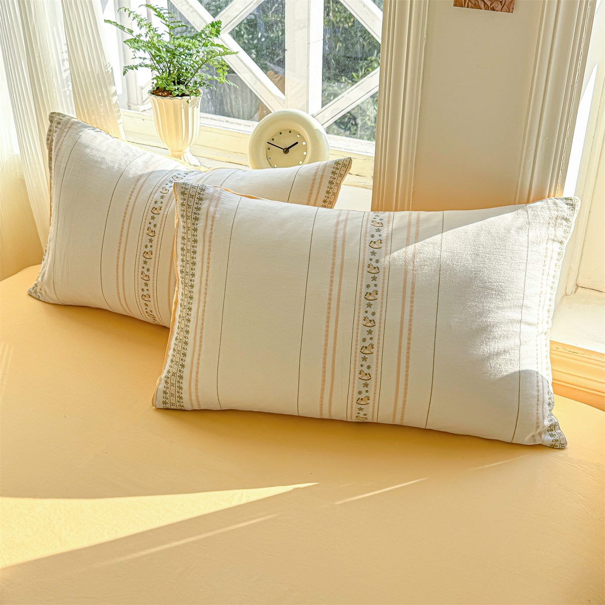 91家纺网 家纺一手货源 找家纺 灰鲸 2026新款全棉色织提花夏被夏凉被空调被 费尔岛小马-黄