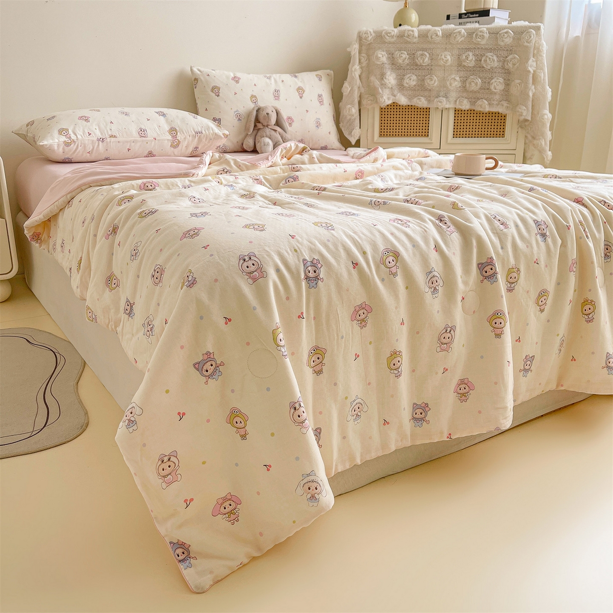 91家纺网 家纺一手货源 找家纺 小禹仔家纺 2026新款A类印花双层纱凉感大豆夏被 布布娃