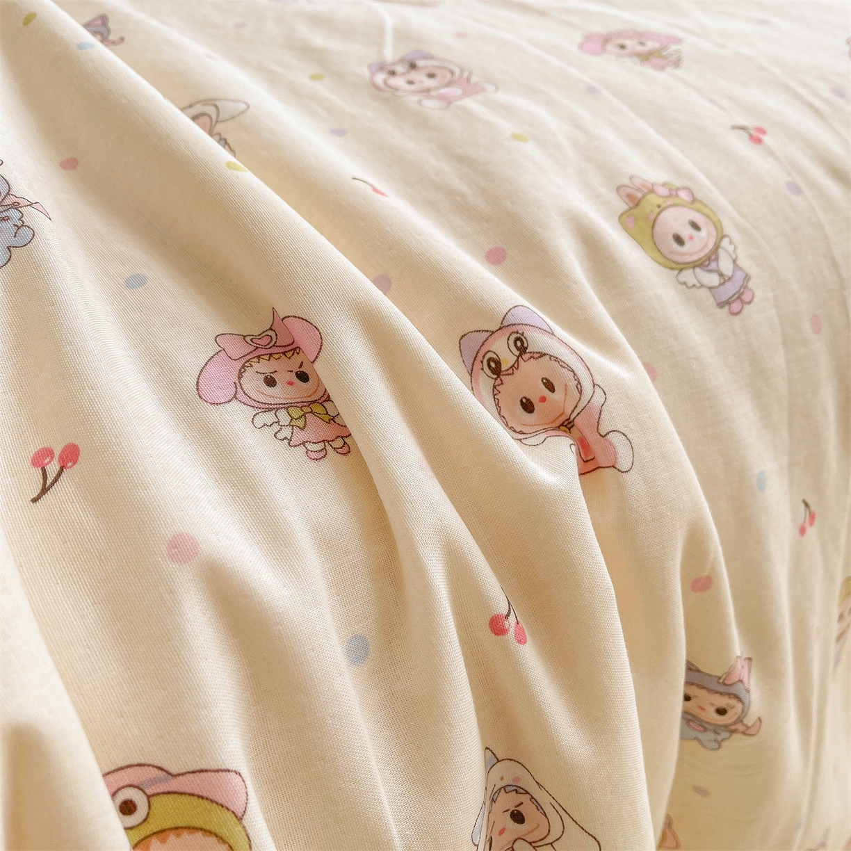 91家纺网 家纺一手货源 找家纺 小禹仔家纺 2026新款A类印花双层纱凉感大豆夏被 布布娃