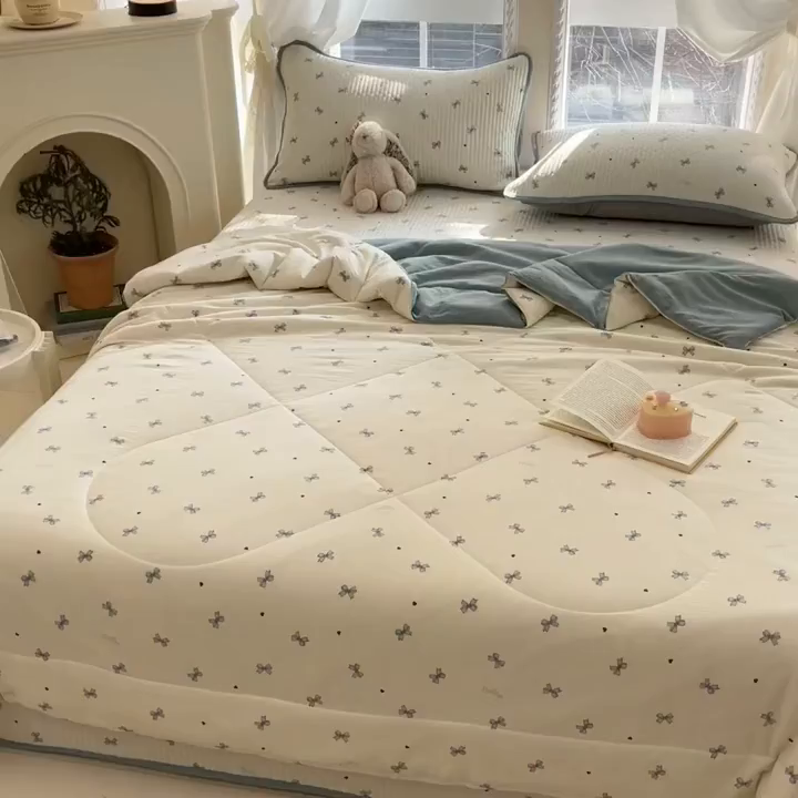 91家纺网 家纺一手货源 找家纺 几禾 2026新款云感双层纱7A抗菌夏被四件套系列-栀夏系列 栀夏-倾结