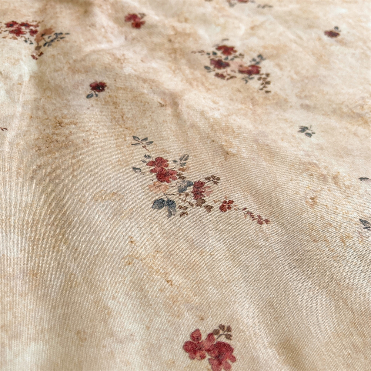 91家纺网 家纺一手货源 找家纺 小禹仔家纺 2026新款A类印花双层纱凉感大豆夏被 花涧汐-红