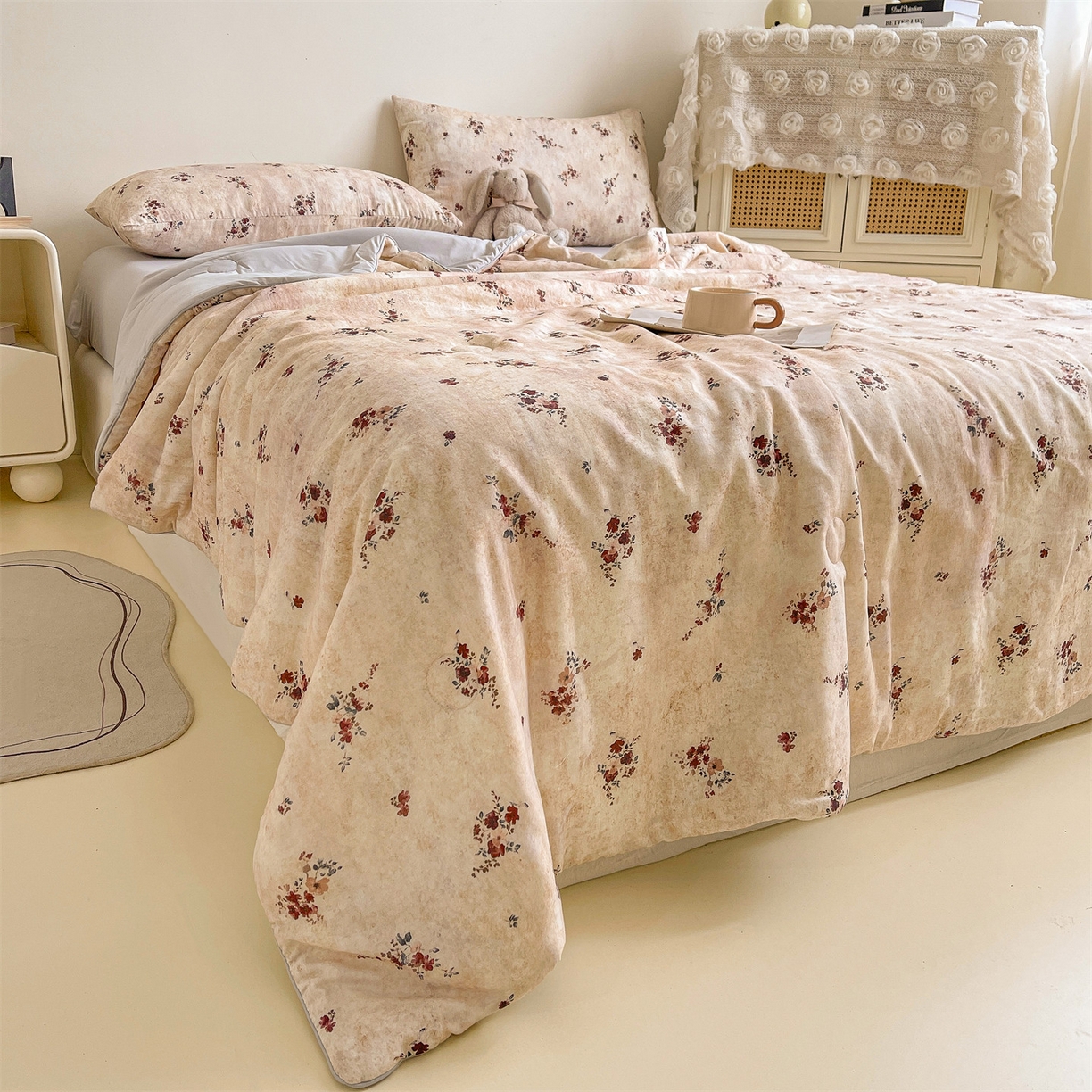 91家纺网 家纺一手货源 找家纺 小禹仔家纺 2026新款A类印花双层纱凉感大豆夏被 花涧汐-红