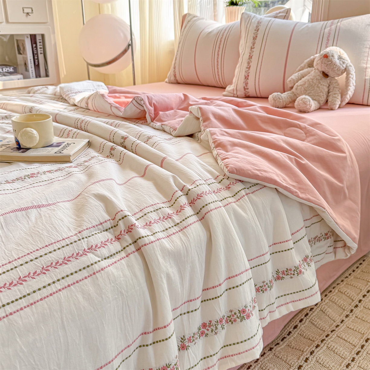 91家纺网 家纺一手货源 找家纺 灰鲸 2026新款全棉色织提花夏被夏凉被空调被 罗兰-粉