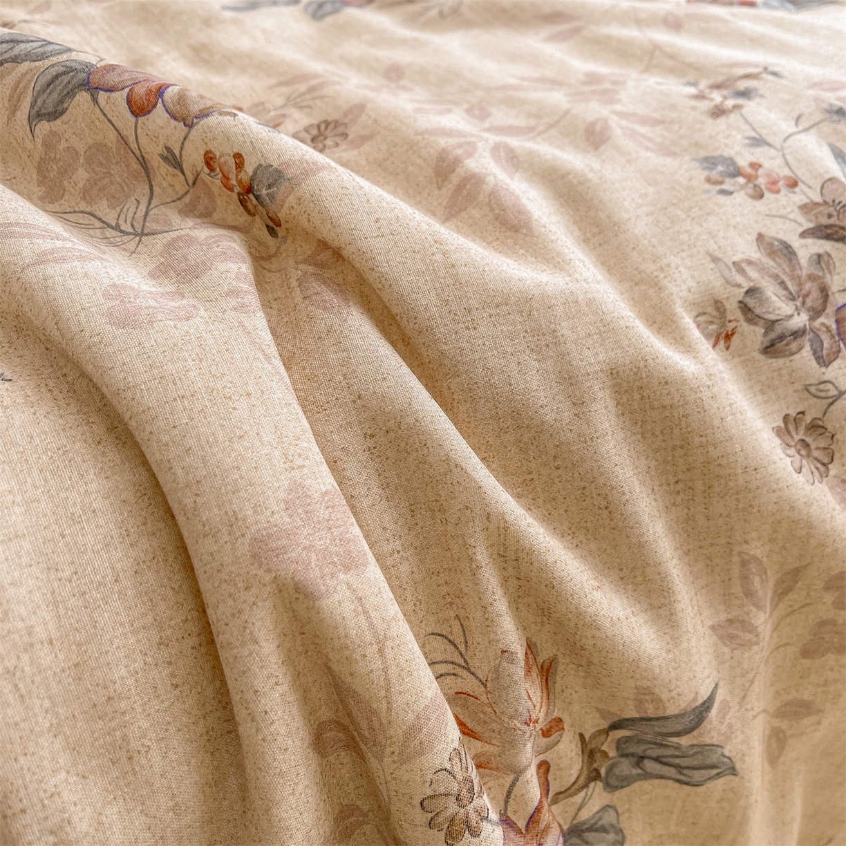 91家纺网 家纺一手货源 找家纺 小禹仔家纺 2026新款A类印花双层纱凉感大豆夏被 花影-蓝