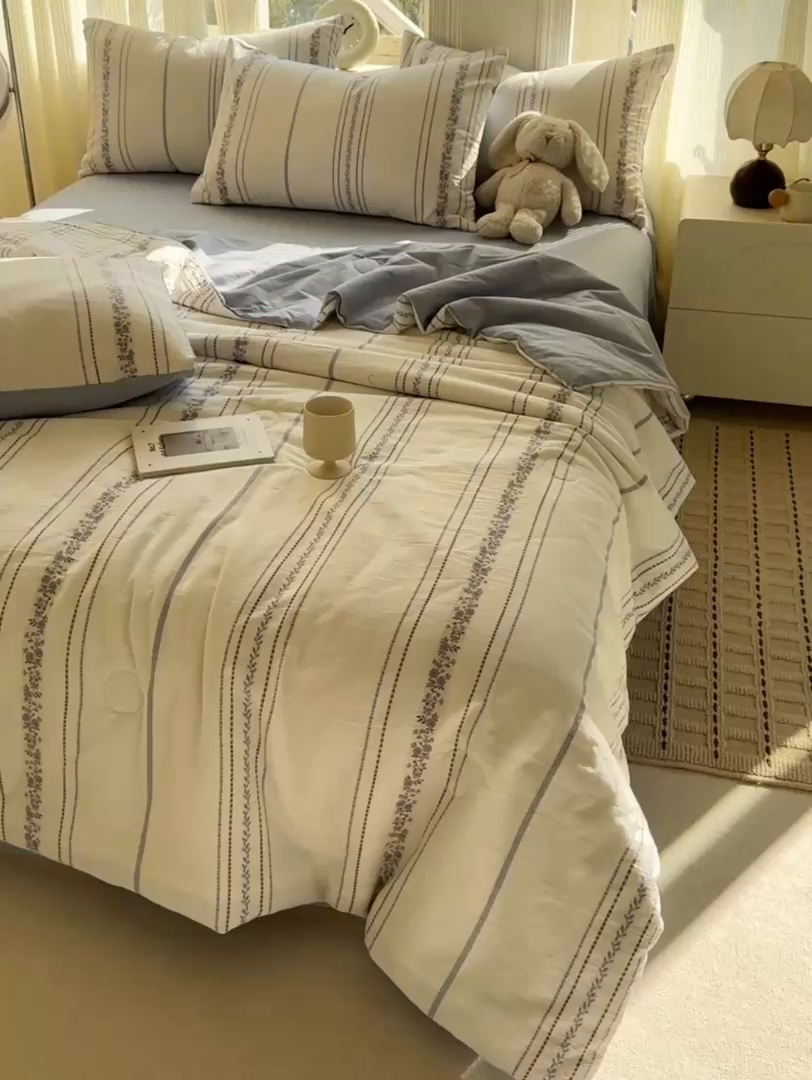 91家纺网 家纺一手货源 找家纺 灰鲸 2026新款全棉色织提花夏被夏凉被空调被 罗兰-蓝