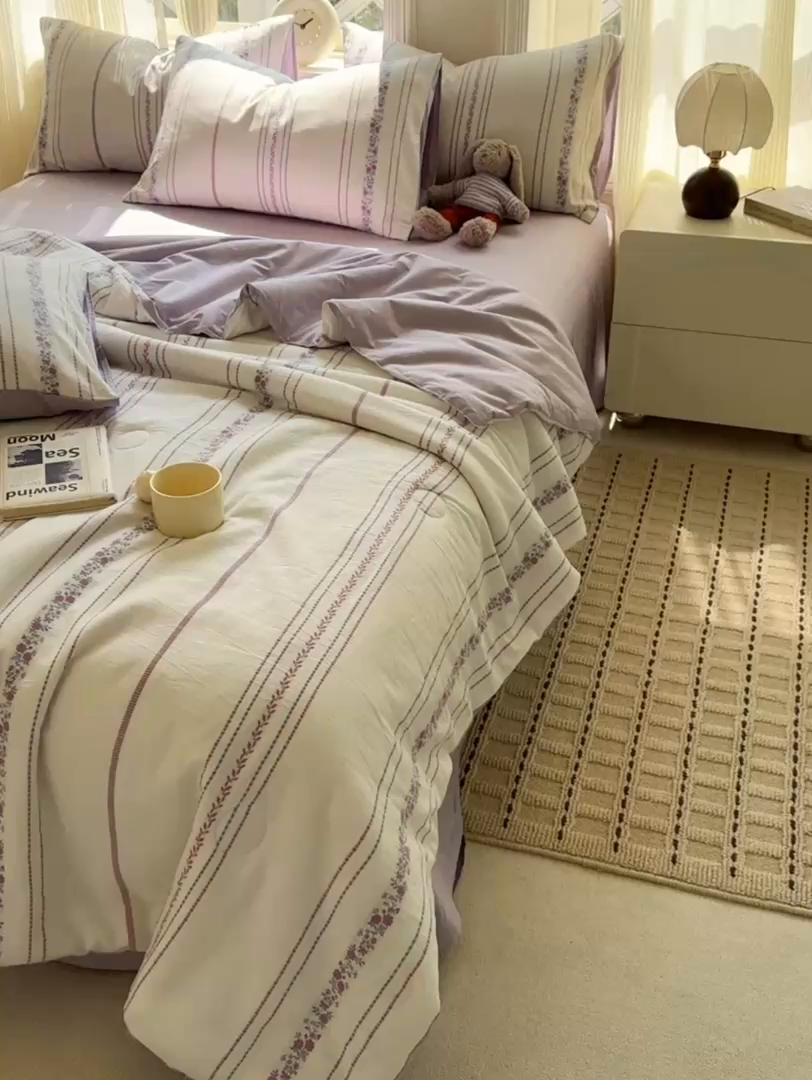 91家纺网 家纺一手货源 找家纺 灰鲸 2026新款全棉色织提花夏被夏凉被空调被 罗兰-紫