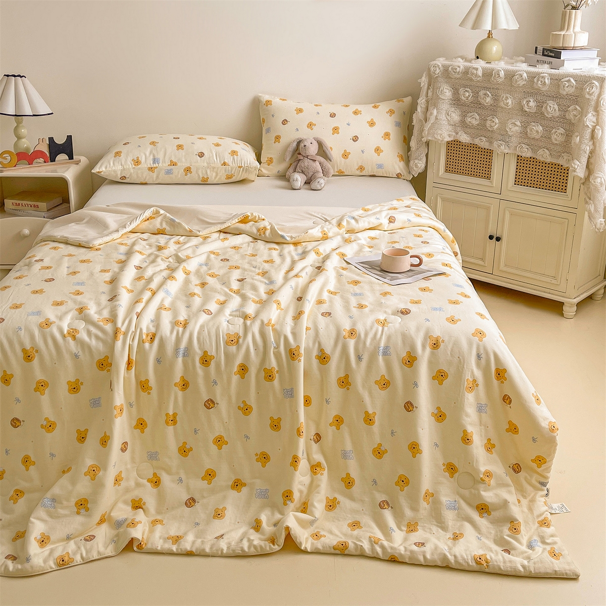 91家纺网 家纺一手货源 找家纺 小禹仔家纺 2026新款A类印花双层纱凉感大豆夏被 蜜糖维尼