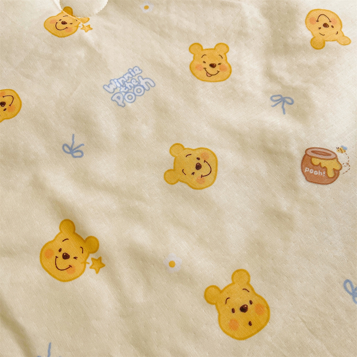 91家纺网 家纺一手货源 找家纺 小禹仔家纺 2026新款A类印花双层纱凉感大豆夏被 蜜糖维尼