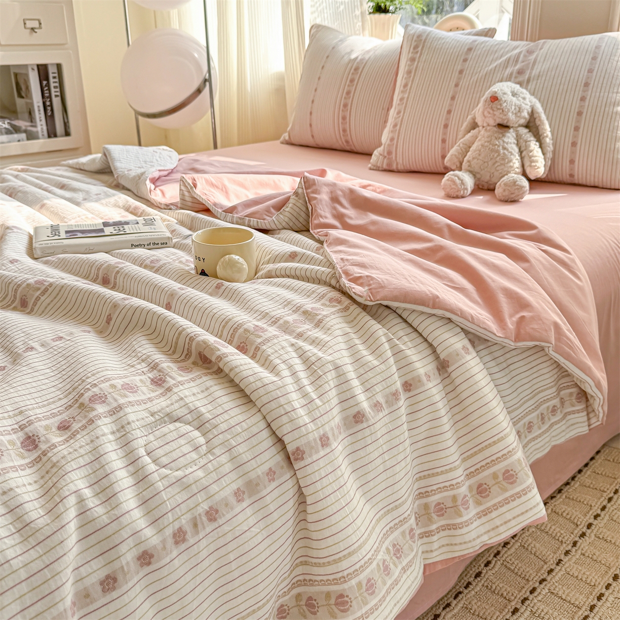 91家纺网 家纺一手货源 找家纺 灰鲸 2026新款全棉色织提花夏被夏凉被空调被 木槿-粉