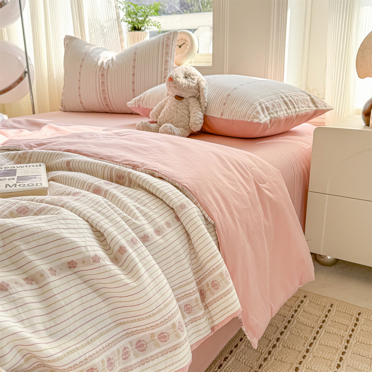 91家纺网 家纺一手货源 找家纺 灰鲸 2026新款全棉色织提花夏被夏凉被空调被 木槿-粉