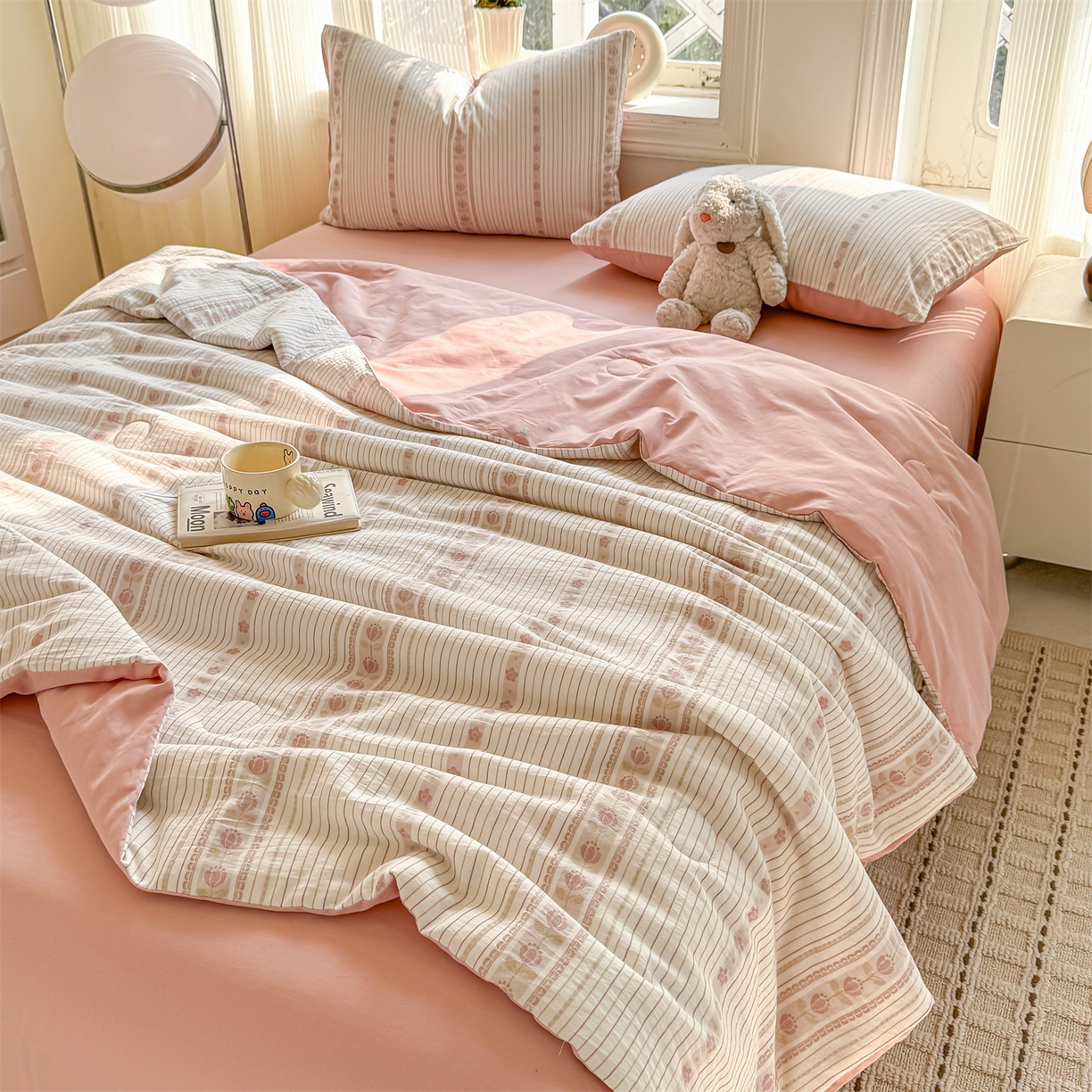 91家纺网 家纺一手货源 找家纺 灰鲸 2026新款全棉色织提花夏被夏凉被空调被 木槿-粉