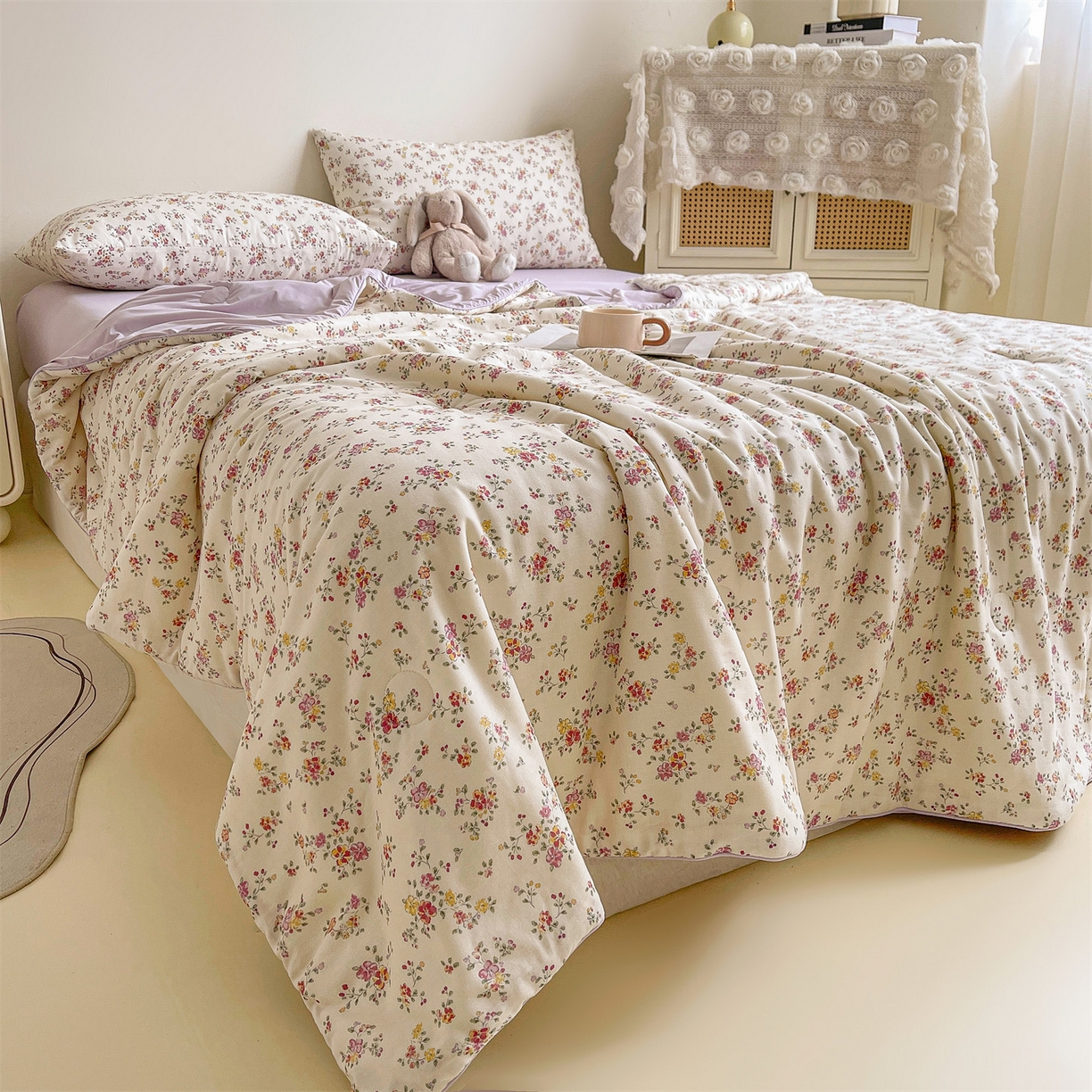 91家纺网 家纺一手货源 找家纺 小禹仔家纺 2026新款A类印花双层纱凉感大豆夏被 蜜糖与花屿