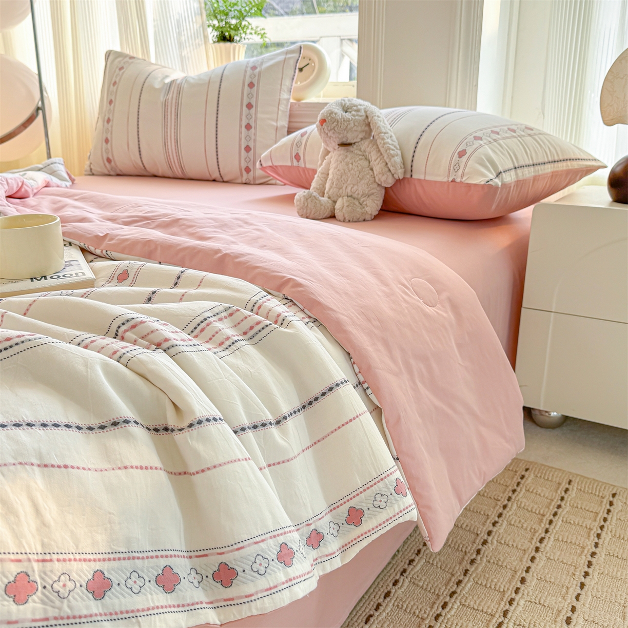 91家纺网 家纺一手货源 找家纺 灰鲸 2026新款全棉色织提花夏被夏凉被空调被 四叶星语-粉