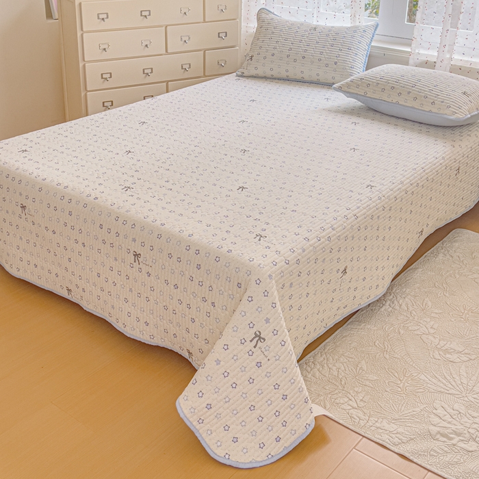 91家纺网 家纺一手货源 找家纺 几禾 2026新款云感双层纱7A抗菌夏被四件套系列-栀夏系列 栀夏-摘星