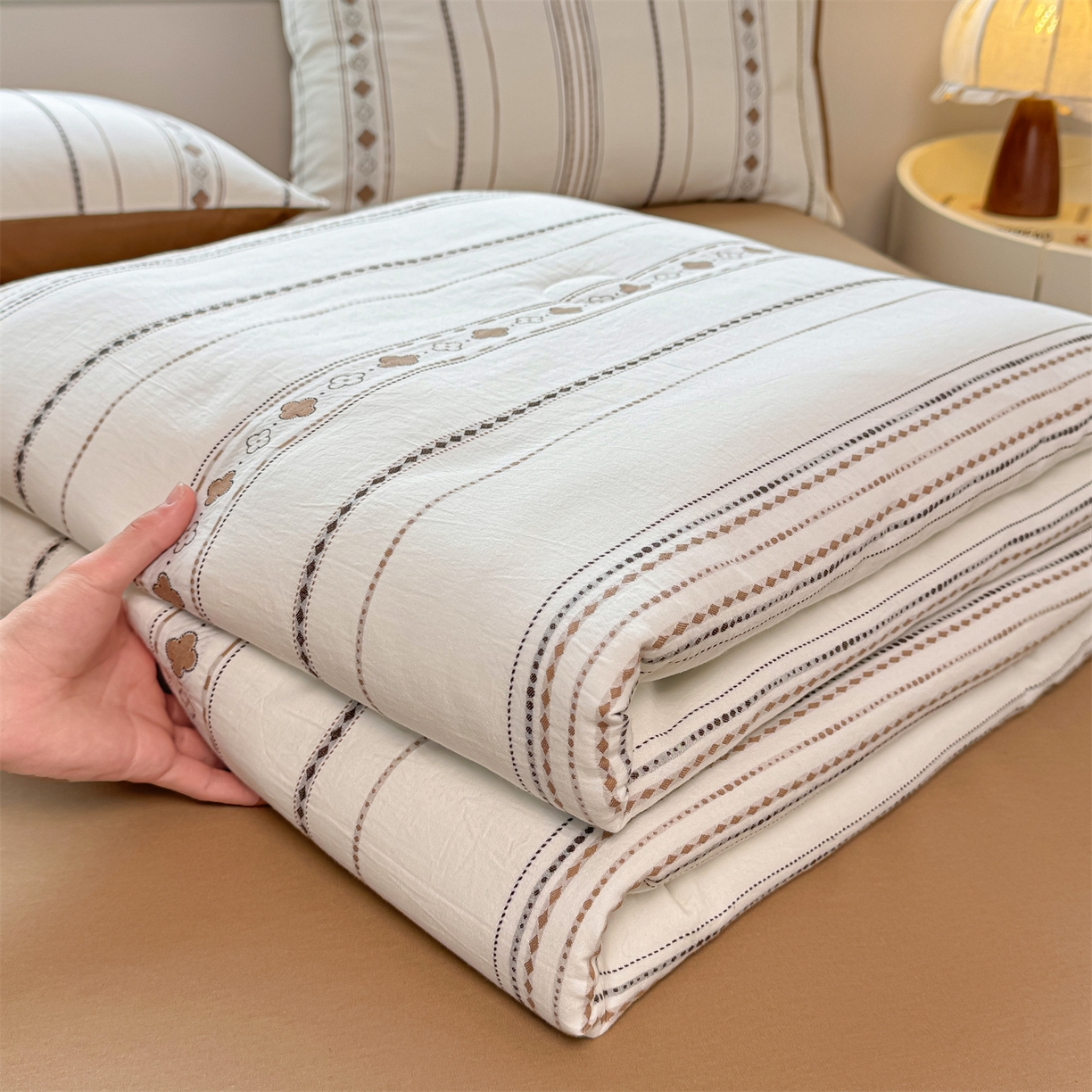灰鲸 2026新款全棉色织提花夏被夏凉被空调被 四叶星语-咖