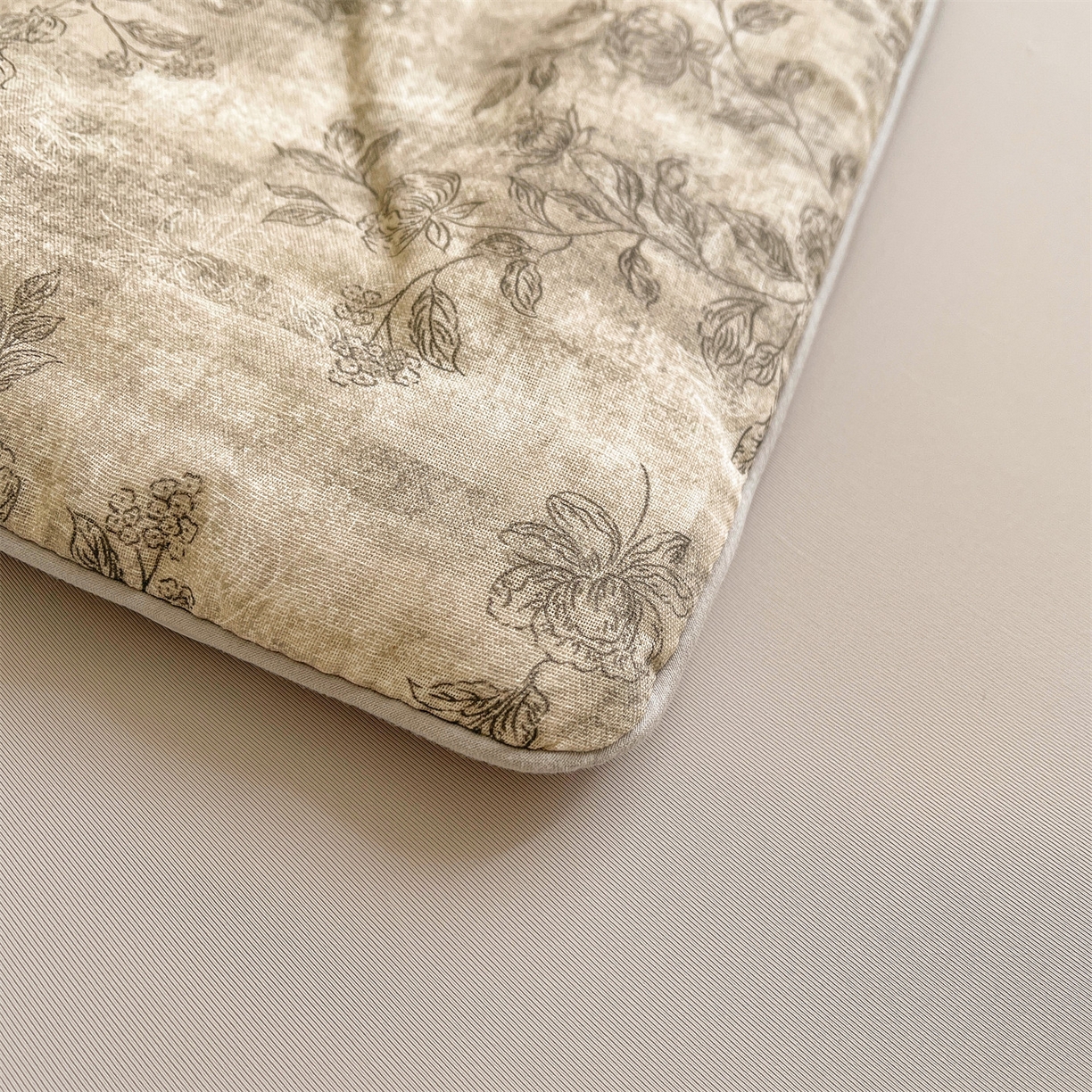 91家纺网 家纺一手货源 找家纺 小禹仔家纺 2026新款A类印花双层纱凉感大豆夏被 南枝