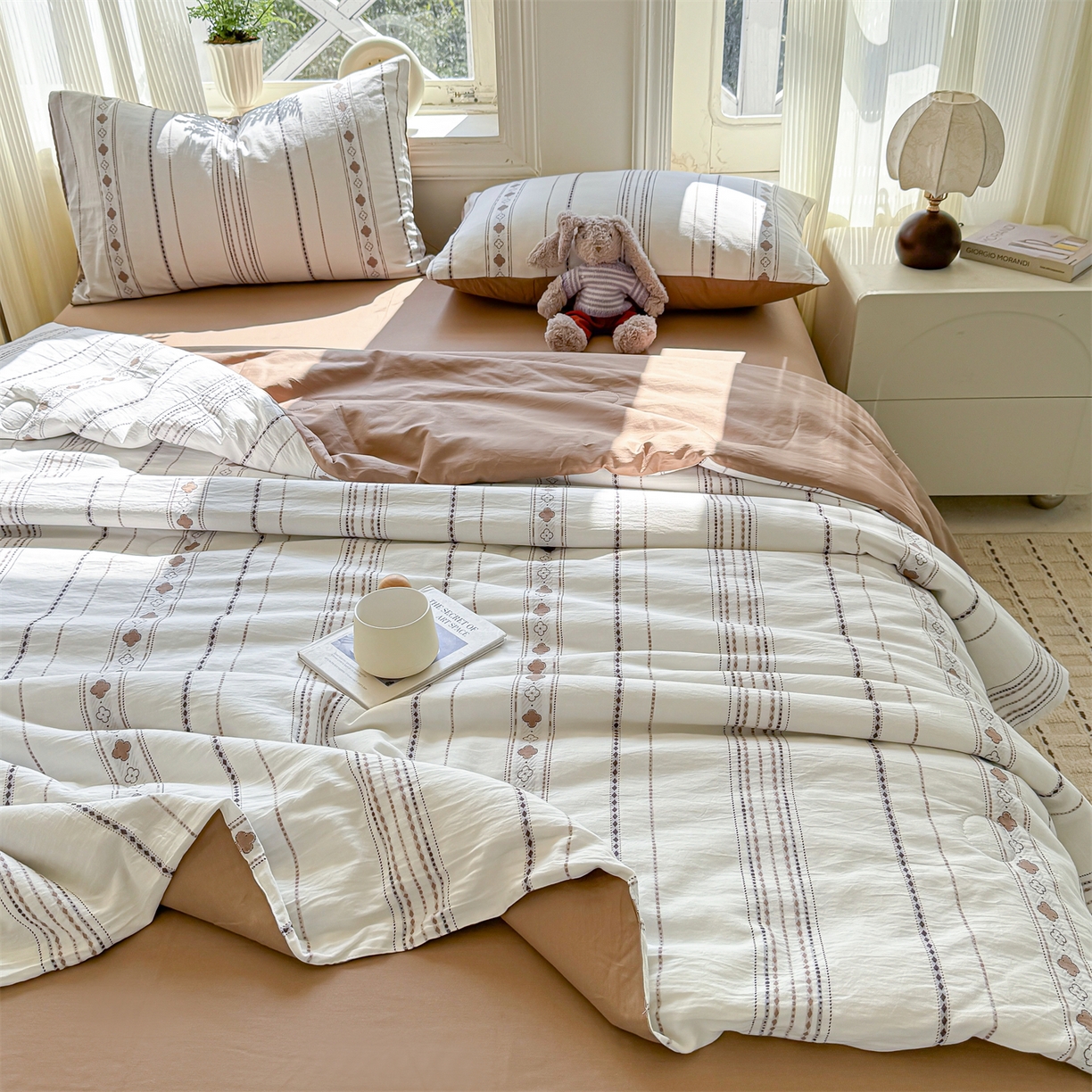 91家纺网 家纺一手货源 找家纺 灰鲸 2026新款全棉色织提花夏被夏凉被空调被 四叶星语-咖