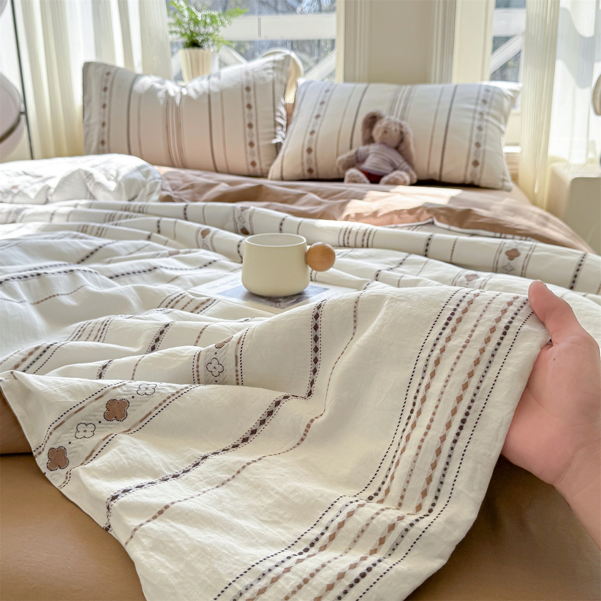 91家纺网 家纺一手货源 找家纺 灰鲸 2026新款全棉色织提花夏被夏凉被空调被 四叶星语-咖