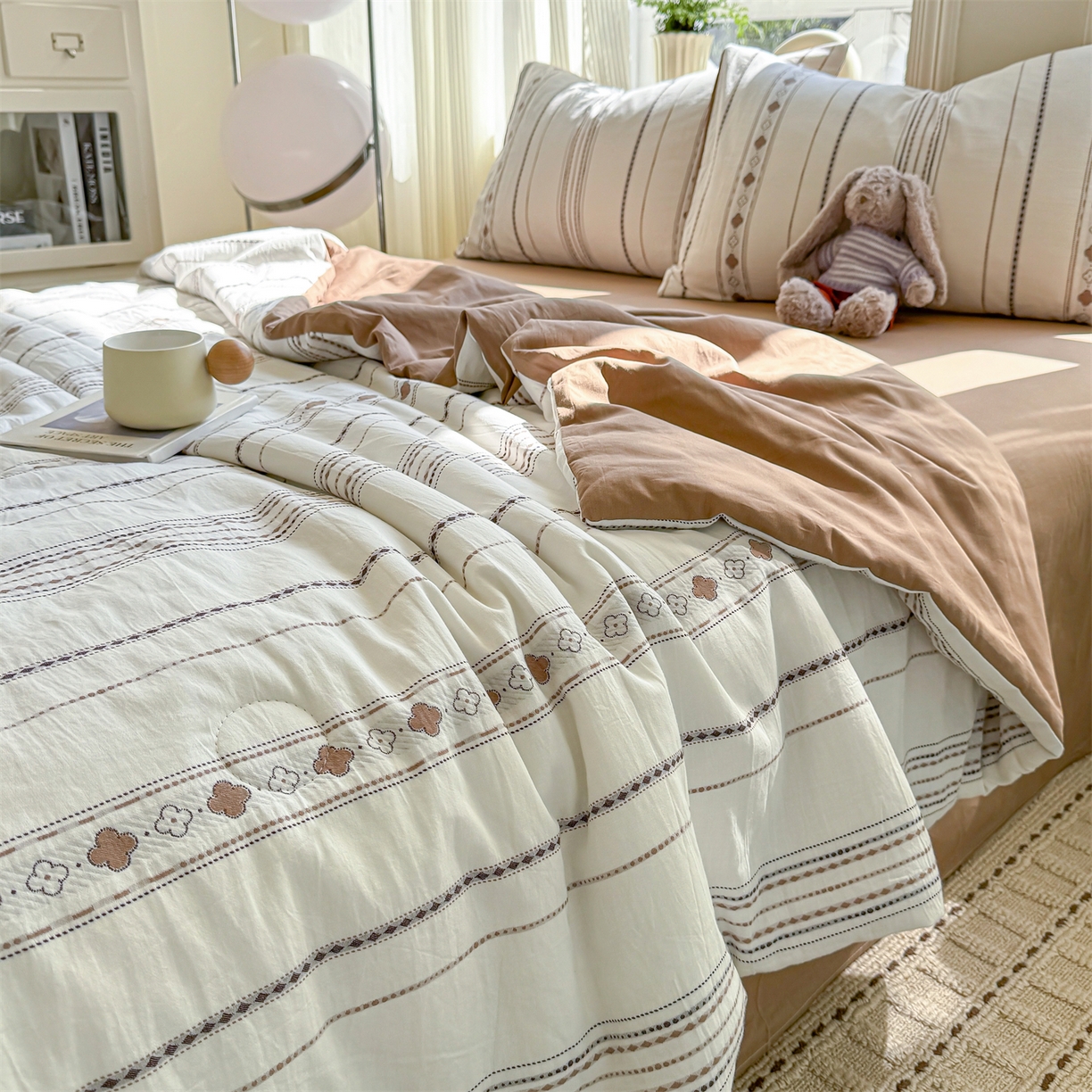 91家纺网 家纺一手货源 找家纺 灰鲸 2026新款全棉色织提花夏被夏凉被空调被 四叶星语-咖