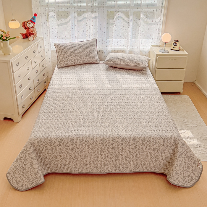 91家纺网 家纺一手货源 找家纺 几禾 2026新款云感双层纱7A抗菌夏被四件套系列-栀夏系列 栀夏-竹韵花语