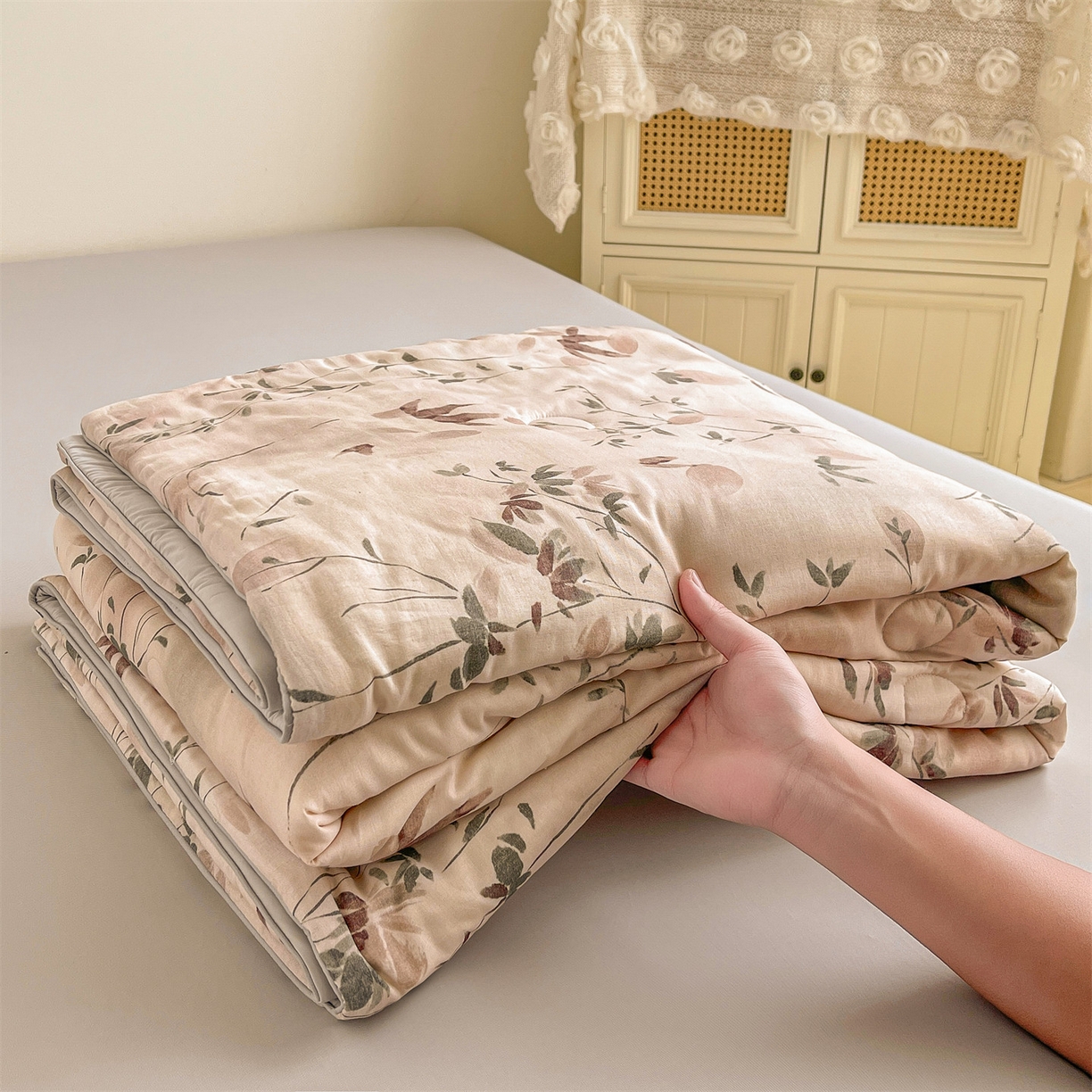 91家纺网 家纺一手货源 找家纺 小禹仔家纺 2026新款A类印花双层纱凉感大豆夏被 青时