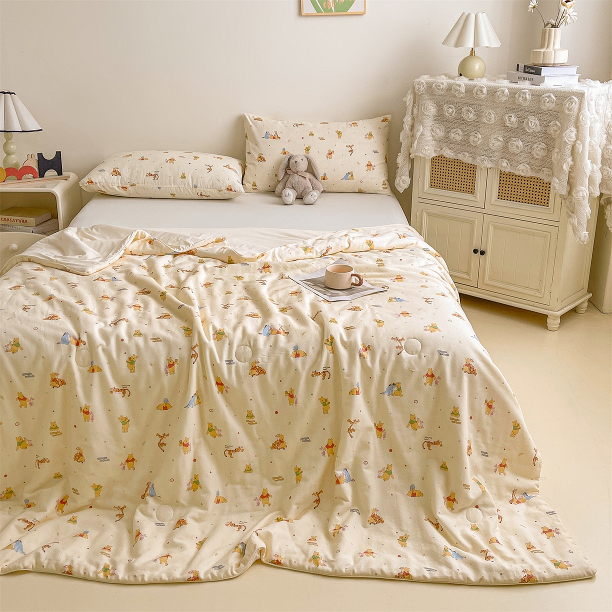 91家纺网 家纺一手货源 找家纺 小禹仔家纺 2026新款A类印花双层纱凉感大豆夏被 跳跳维尼