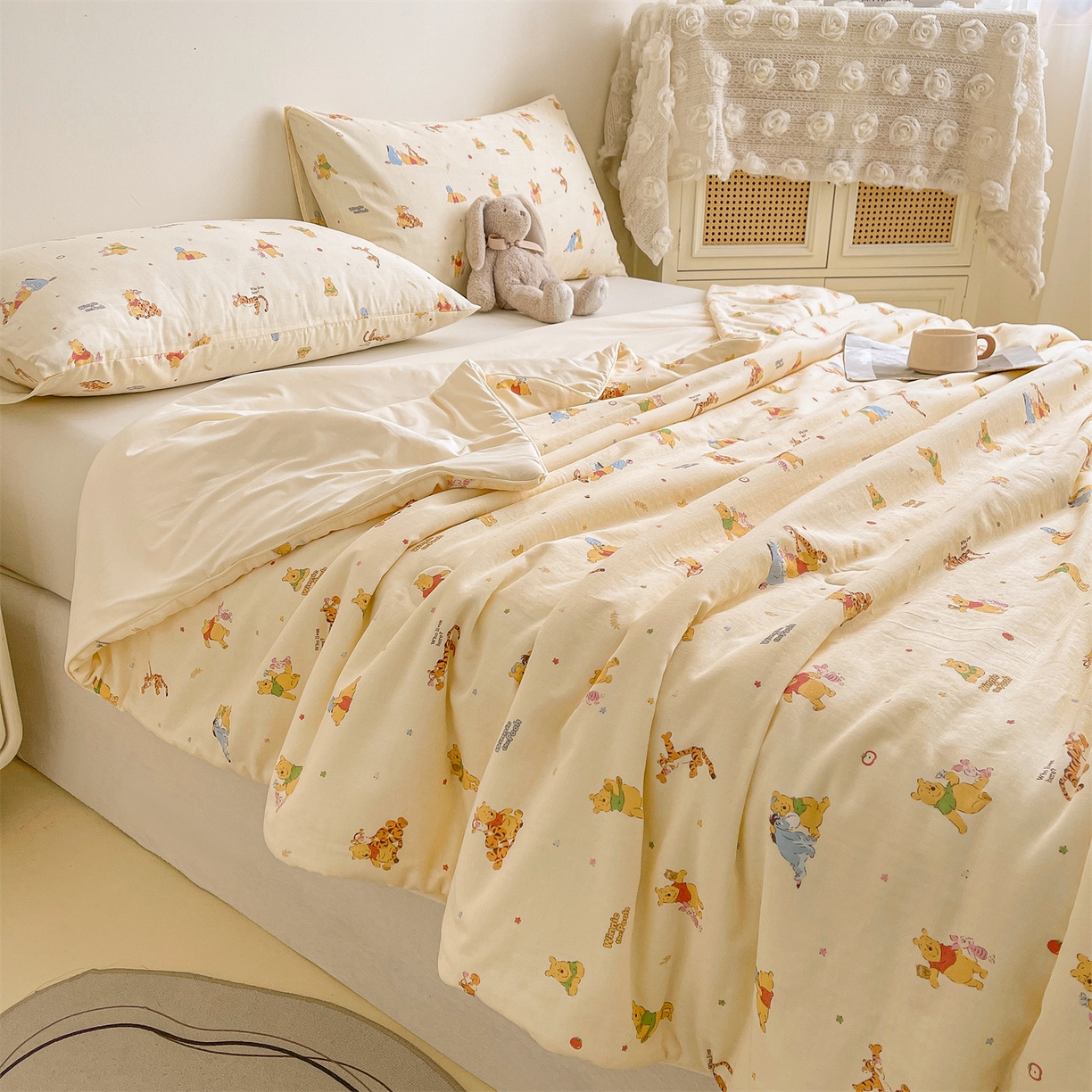 91家纺网 家纺一手货源 找家纺 小禹仔家纺 2026新款A类印花双层纱凉感大豆夏被 跳跳维尼