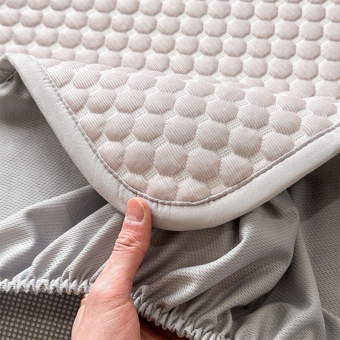 91家纺网 家纺一手货源 找家纺 几禾 2026新款大豆豆刺绣款凉席床笠款-小熊饼干 香芋紫-床笠款