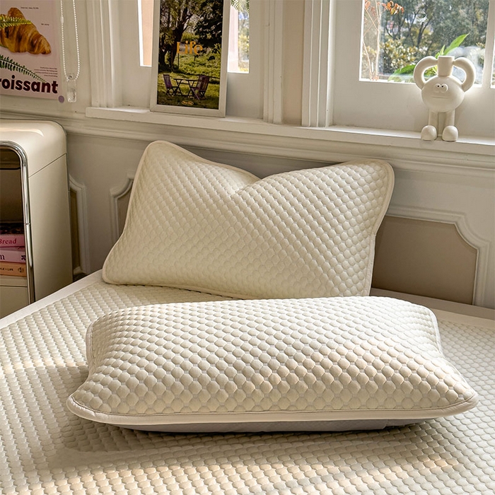 91家纺网 家纺一手货源 找家纺 几禾 2026新款大豆豆刺绣款凉席床席款-小熊饼干 奶酪黄-床铺款