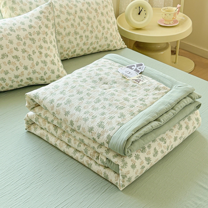 91家纺网 家纺一手货源 找家纺 几禾 2026新款A类三层纱印花夏被-柔纱系列 柔纱-沐风